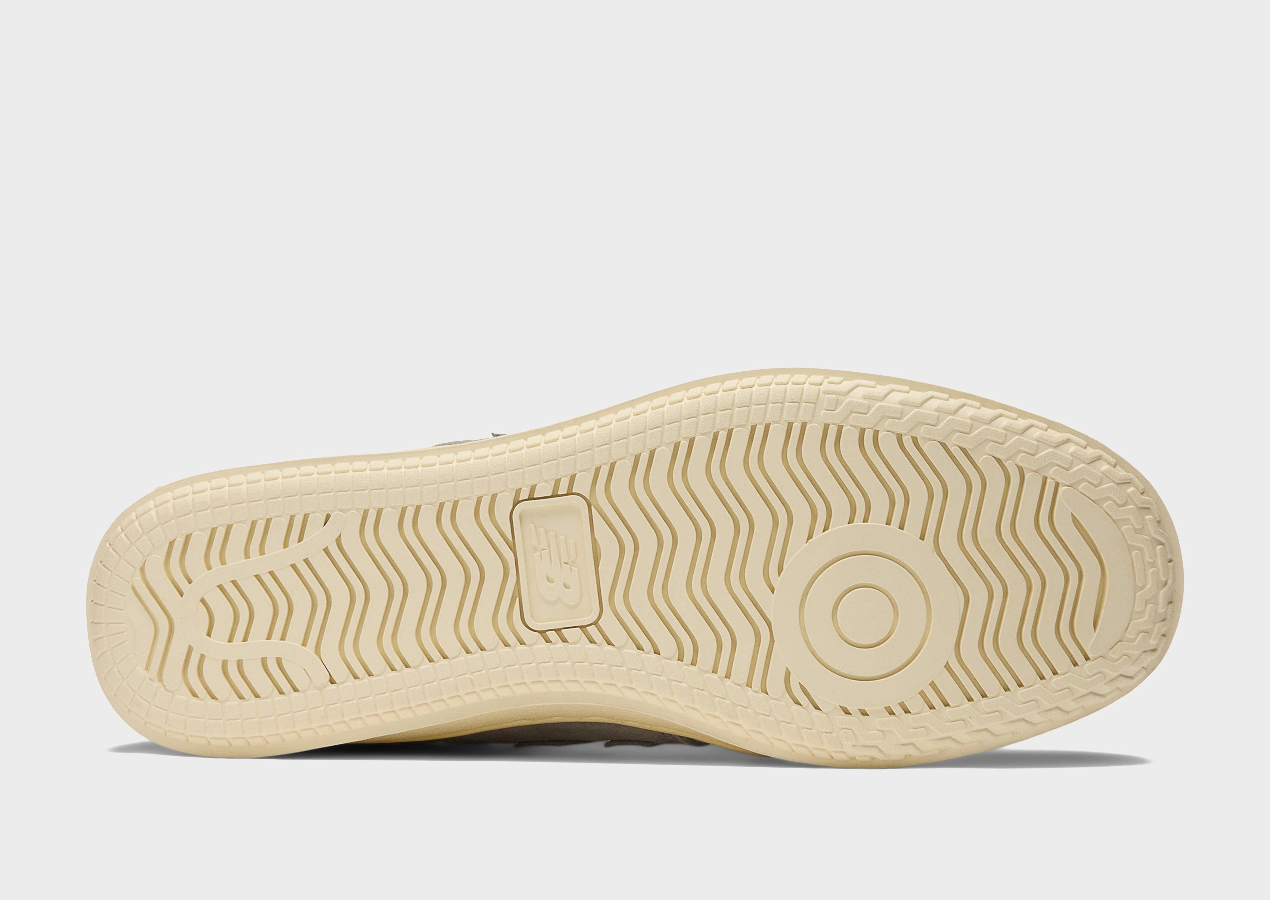 Confident Minimal, Flexible Form, Effortless Edge, Modular Design, Dayflow Gear, Anytime Fit