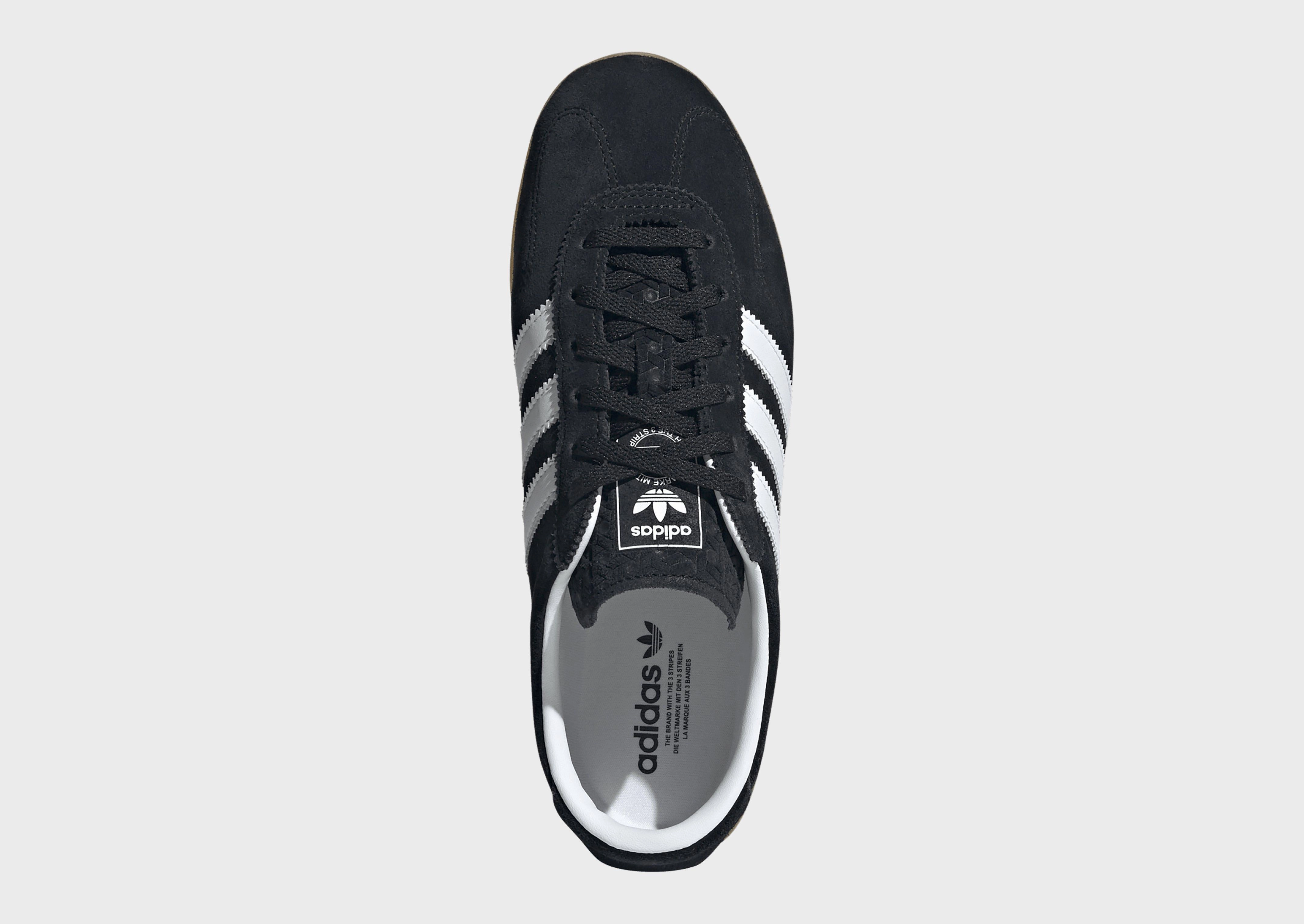 Minimal Movement, Mindful Motion, City-Flex, Fluid Motionwear, Flow-Forward, Effortless Edge, City State
