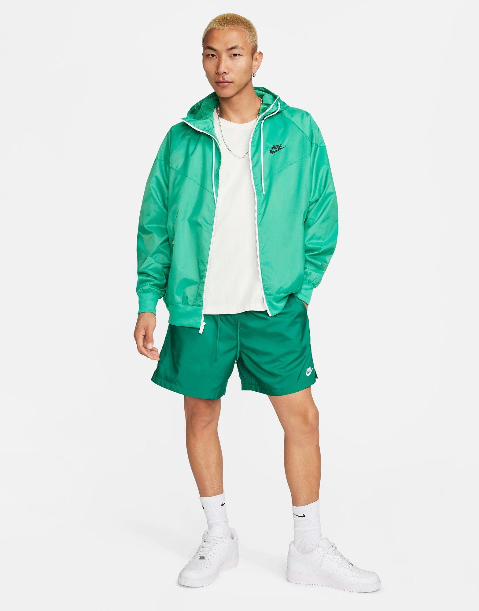 City Uniform, Versatile Soul, Form And Function, Adapt And Go, Designed To Perform, Creative Layers, Precision Layers, Flowwear