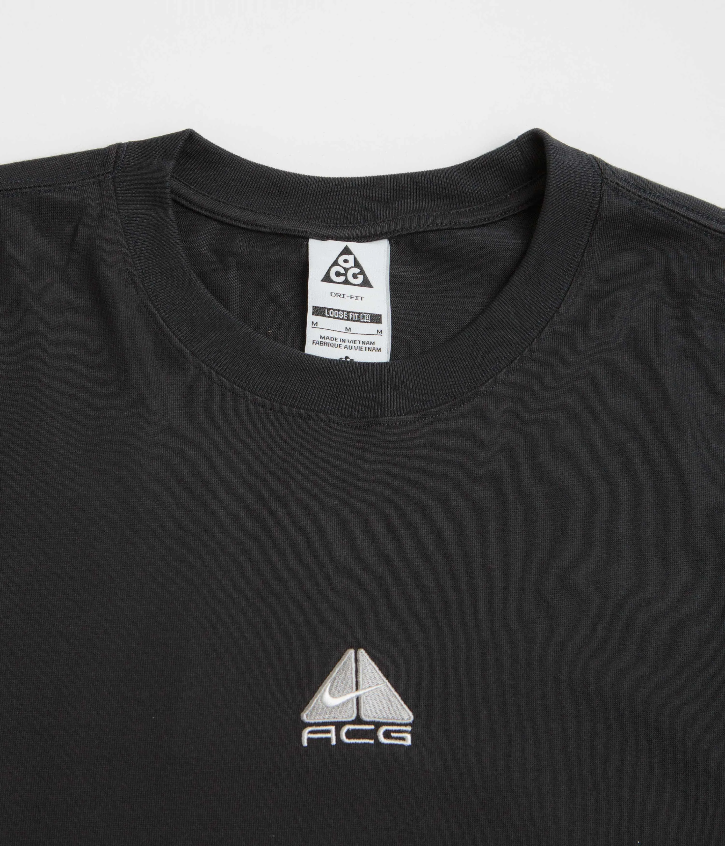 Nike ACG Lungs Long Sleeve T-Shirt - Black / Summit White Nike ACG Outdoor Clothing