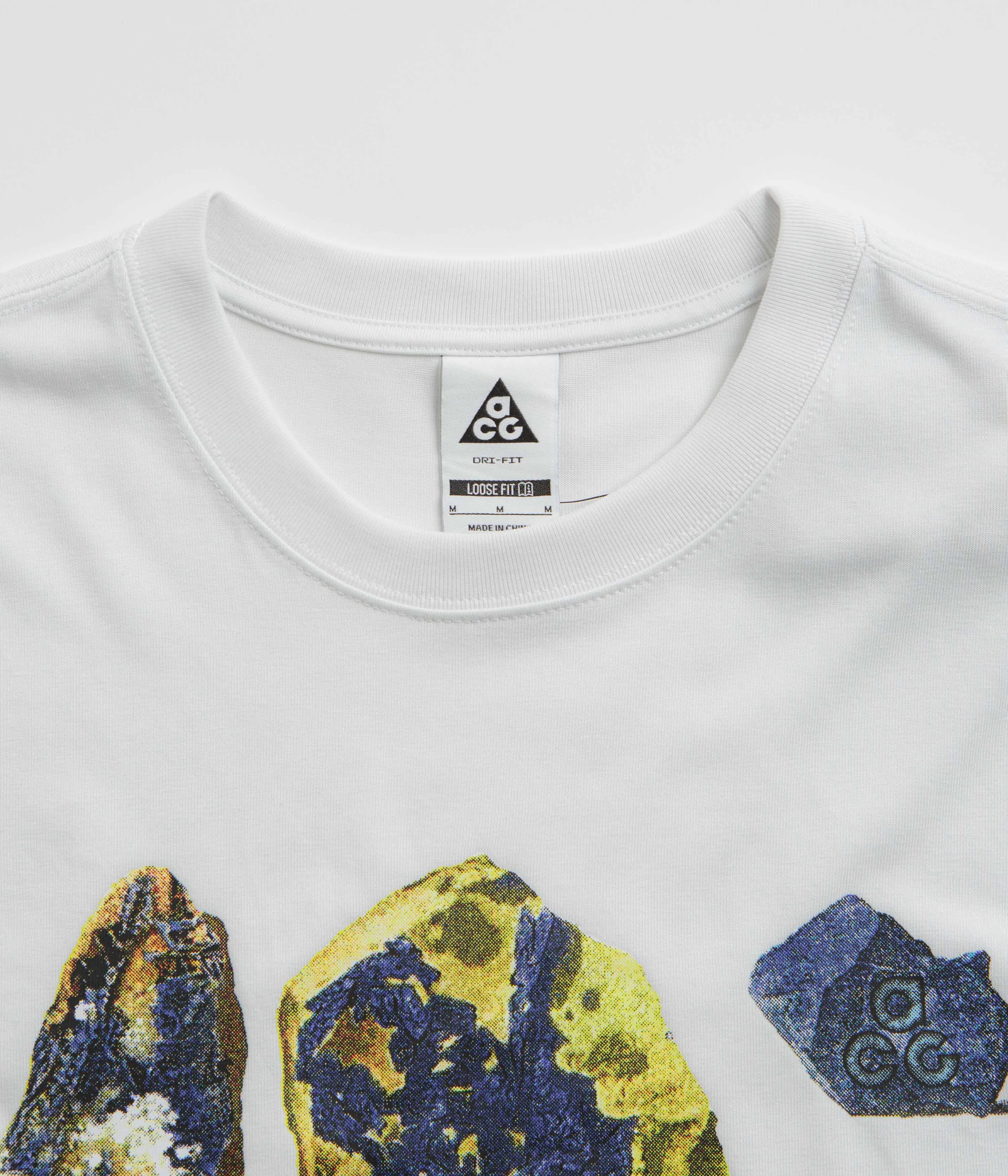 Nike ACG Minerals Long Sleeve T-Shirt - Summit White Nike ACG Outdoor Clothing