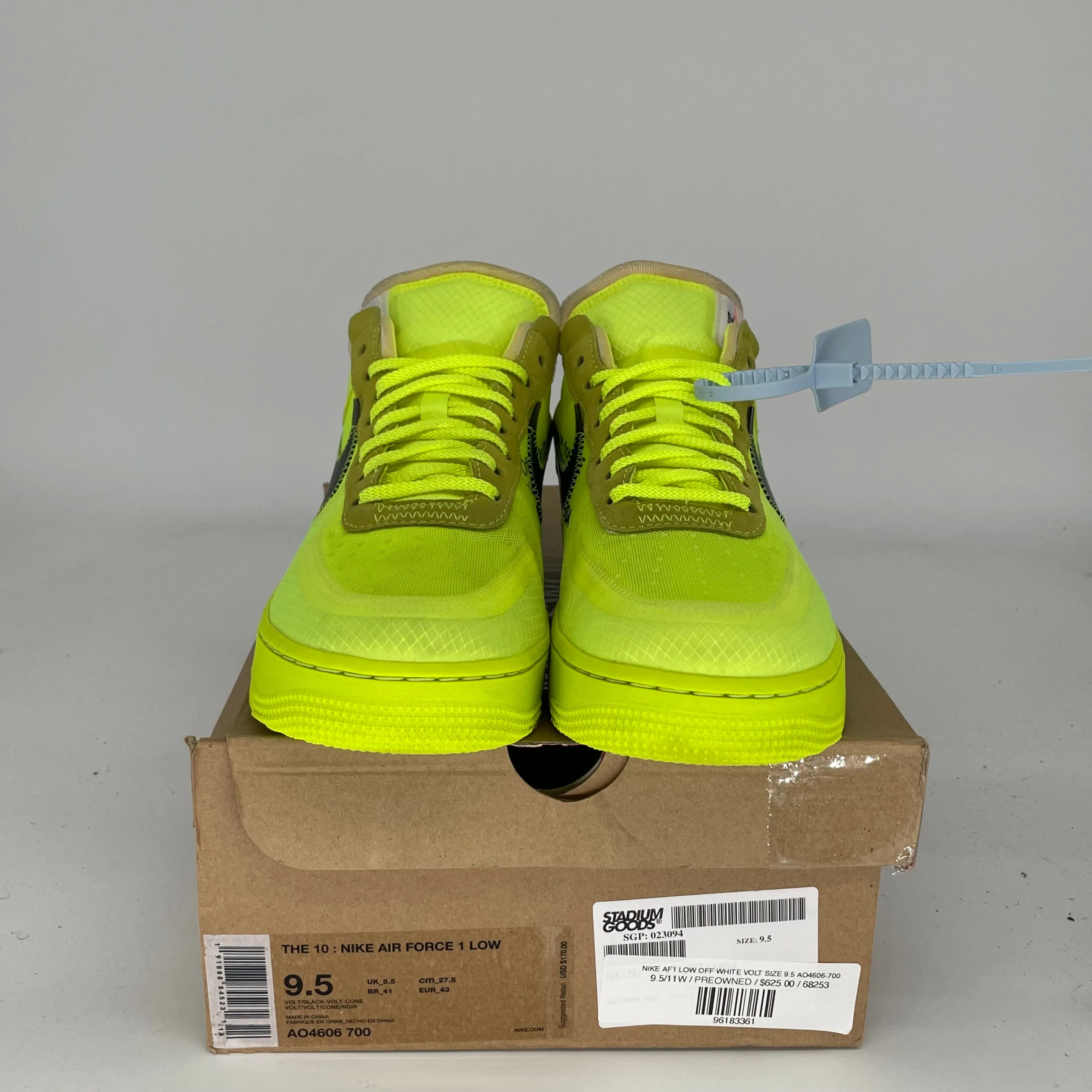 NIKE AIR FORCE 1 LOW OFF WHITE VOLT SIZE 9.5 AO4606-700
