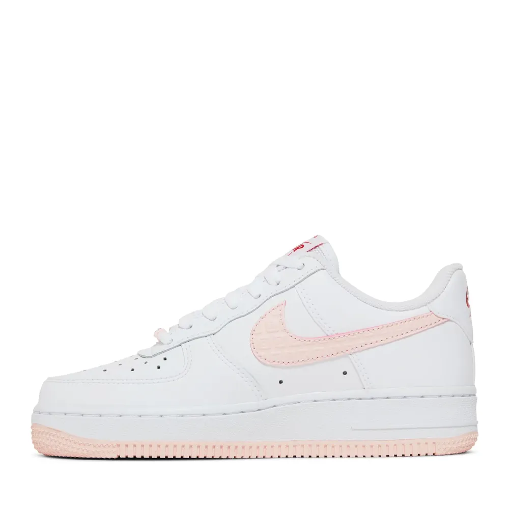 NIKE AIR FORCE 1 WMNS VALENTINES DAY 2022 (NEW)