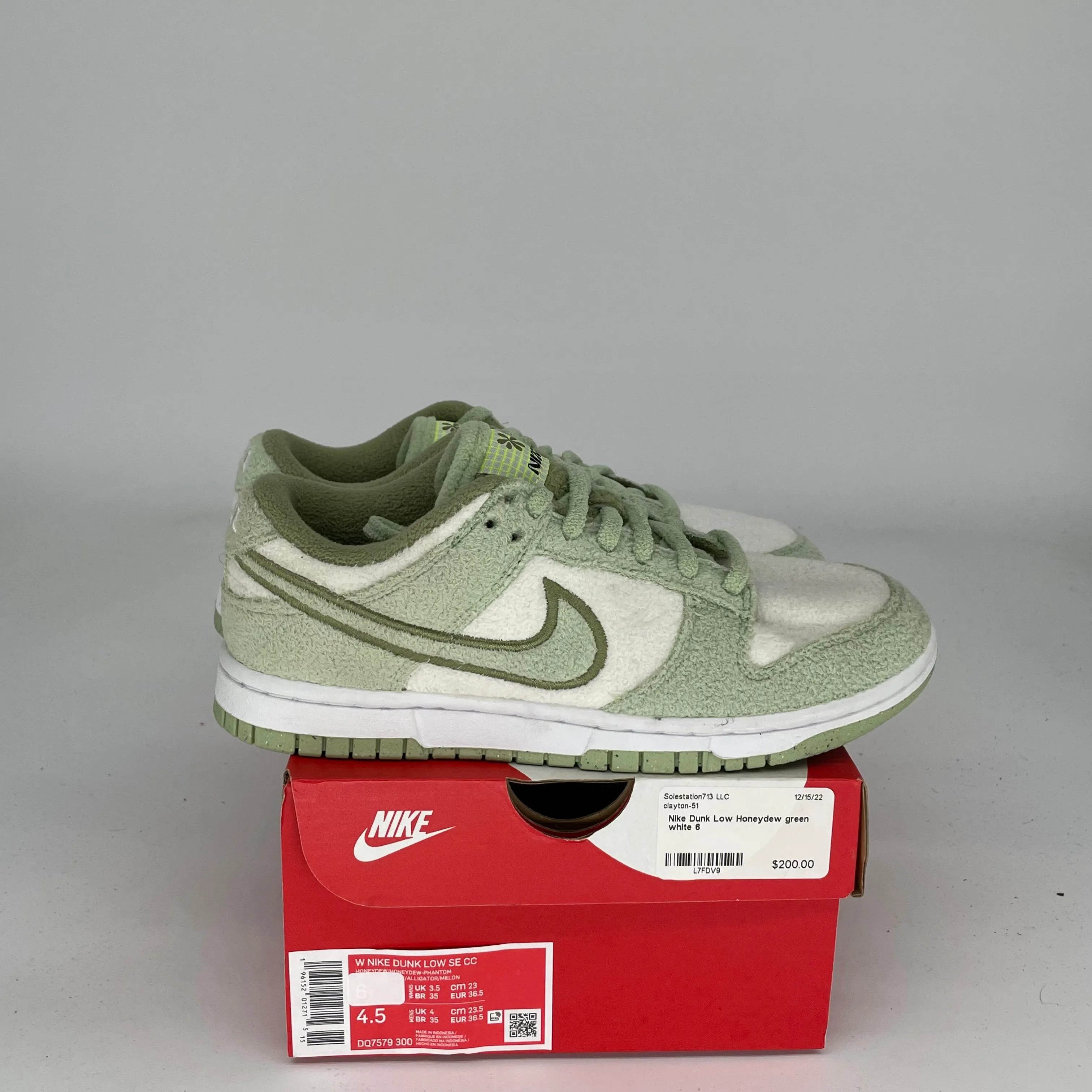 NIKE DUNK LOW FLEECE PACK HONEYDEW W SIZE 4.5/6W DQ7579-300