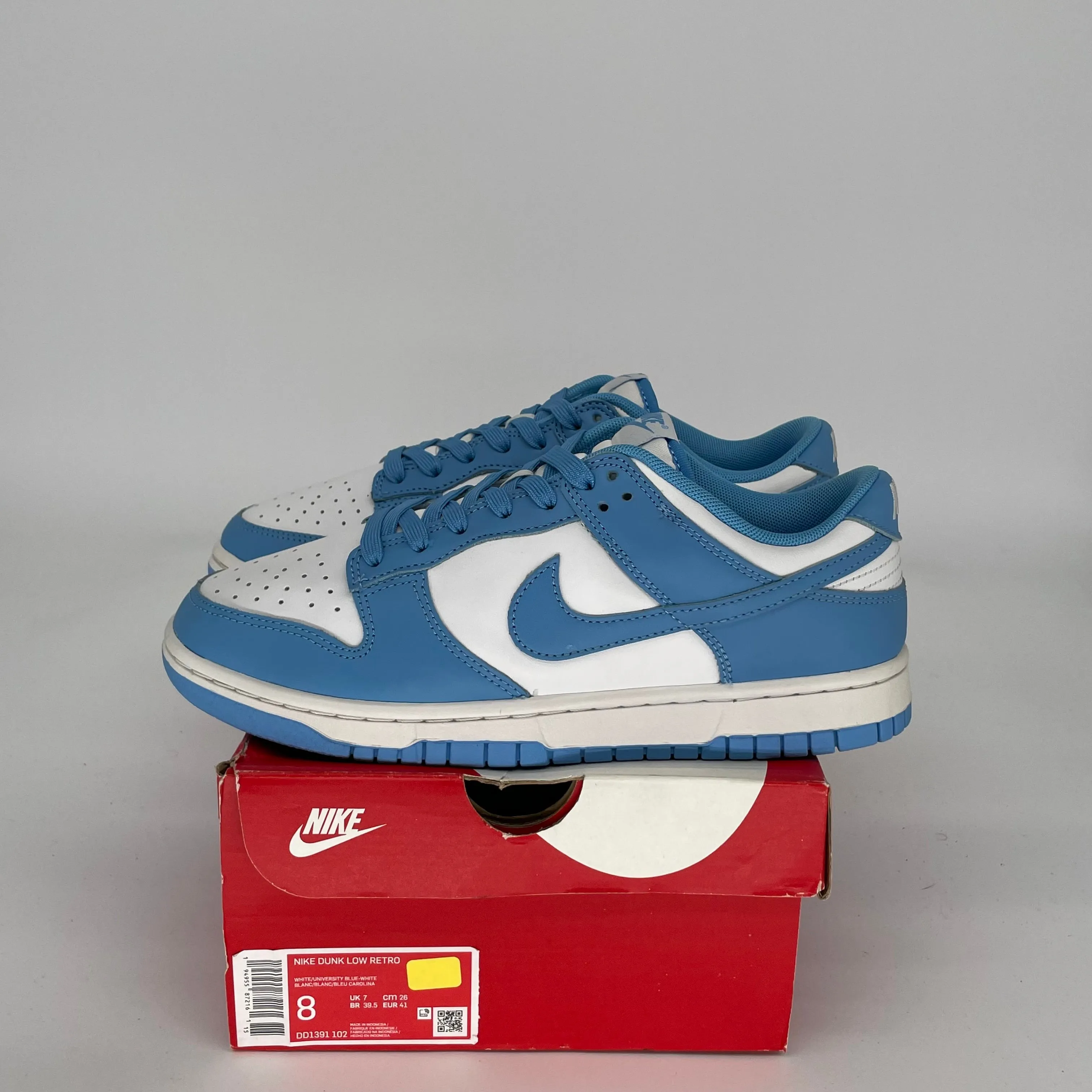 NIKE DUNK LOW UNC SIZE 8 DD1391-102