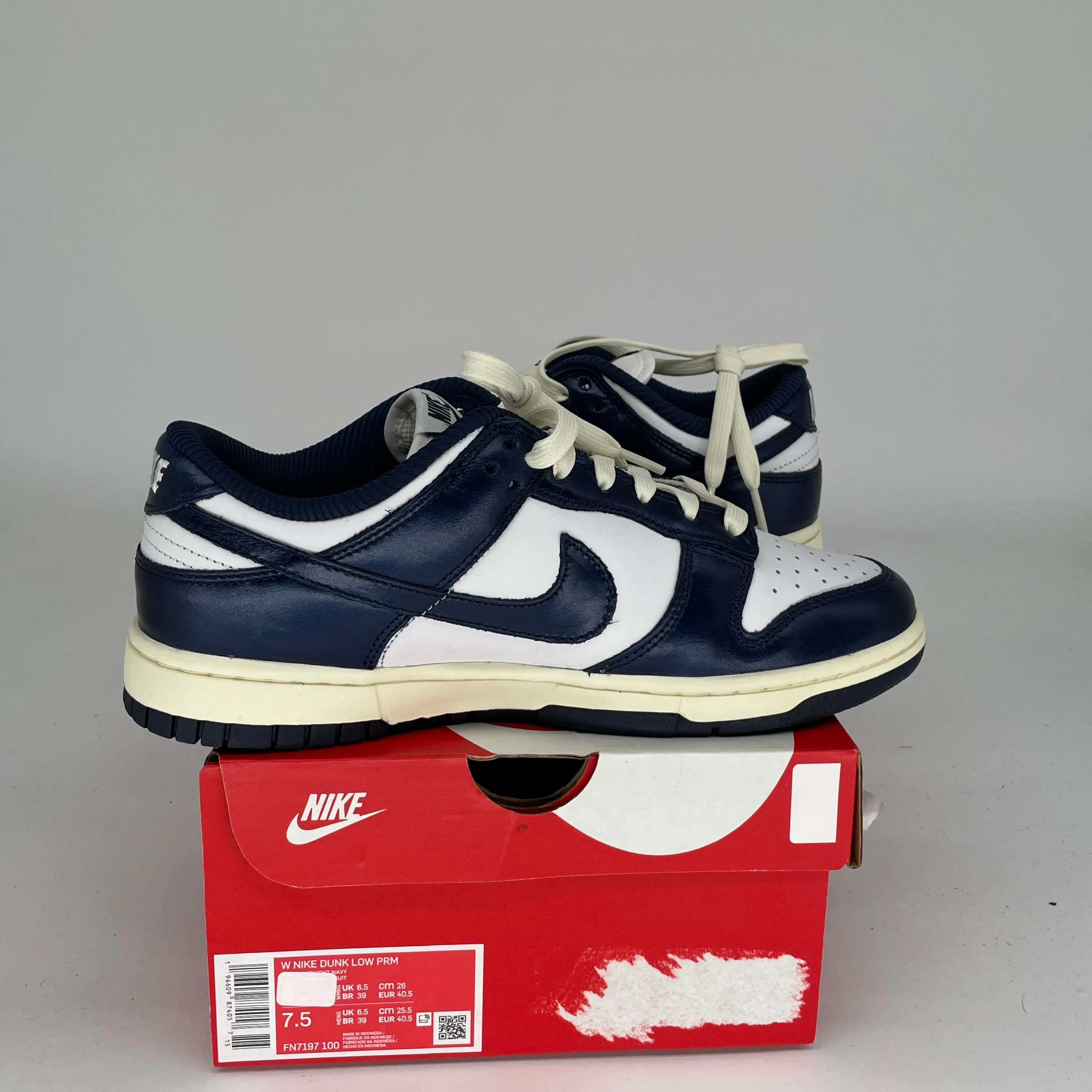 NIKE DUNK LOW VINTAGE NAVY W SIZE 7.5/9W FN7197-100
