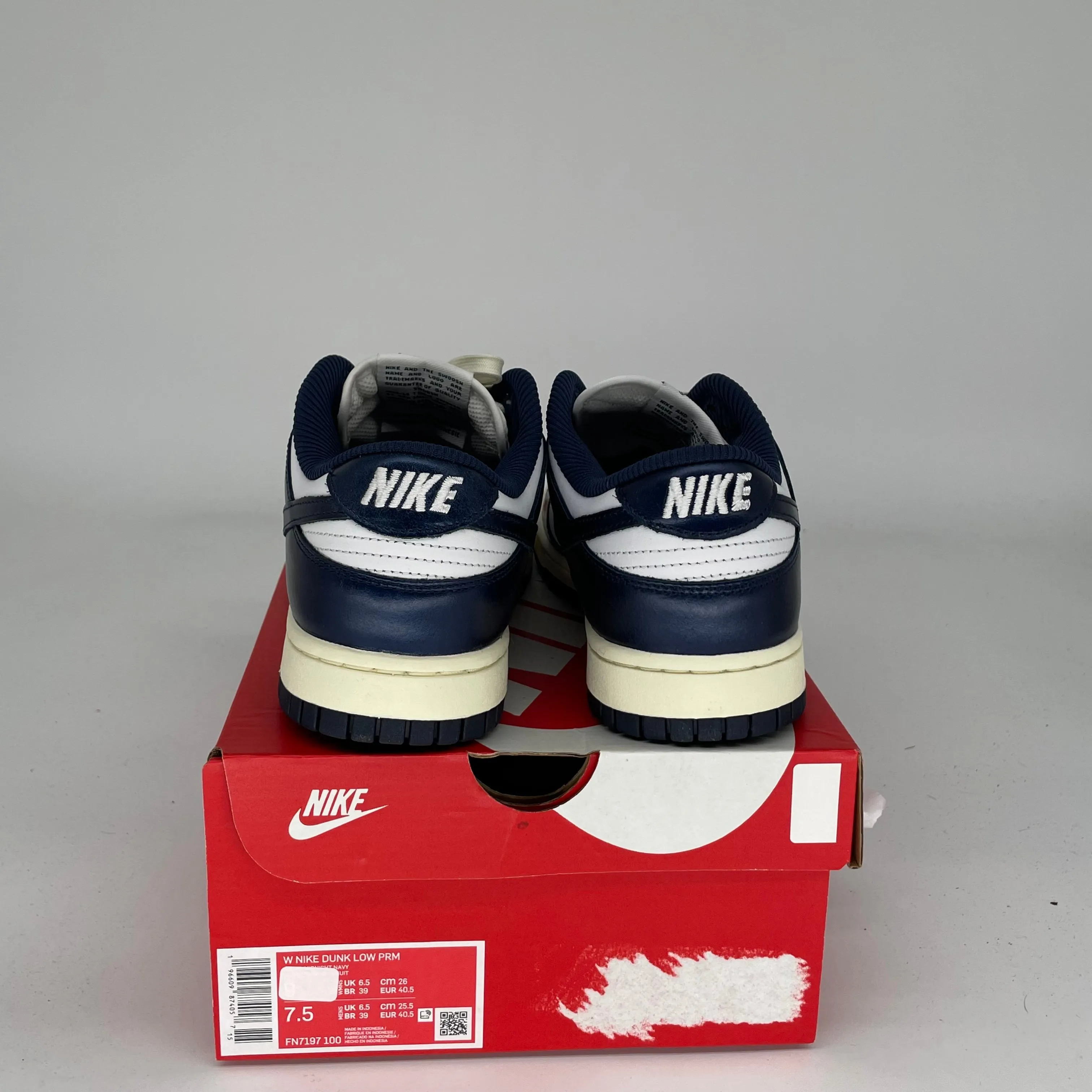 NIKE DUNK LOW VINTAGE NAVY W SIZE 7.5/9W FN7197-100