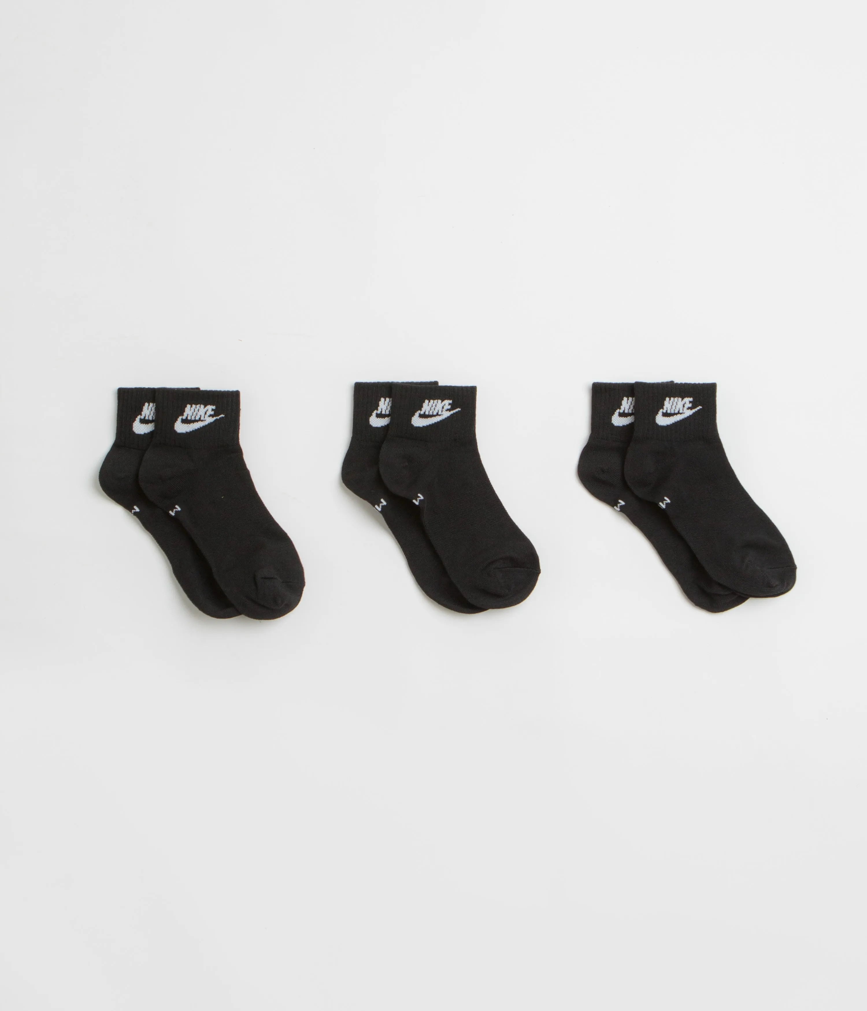 Nike Everyday Essential Ankle Socks (3 Pair) - Black / White Nike Sportswears