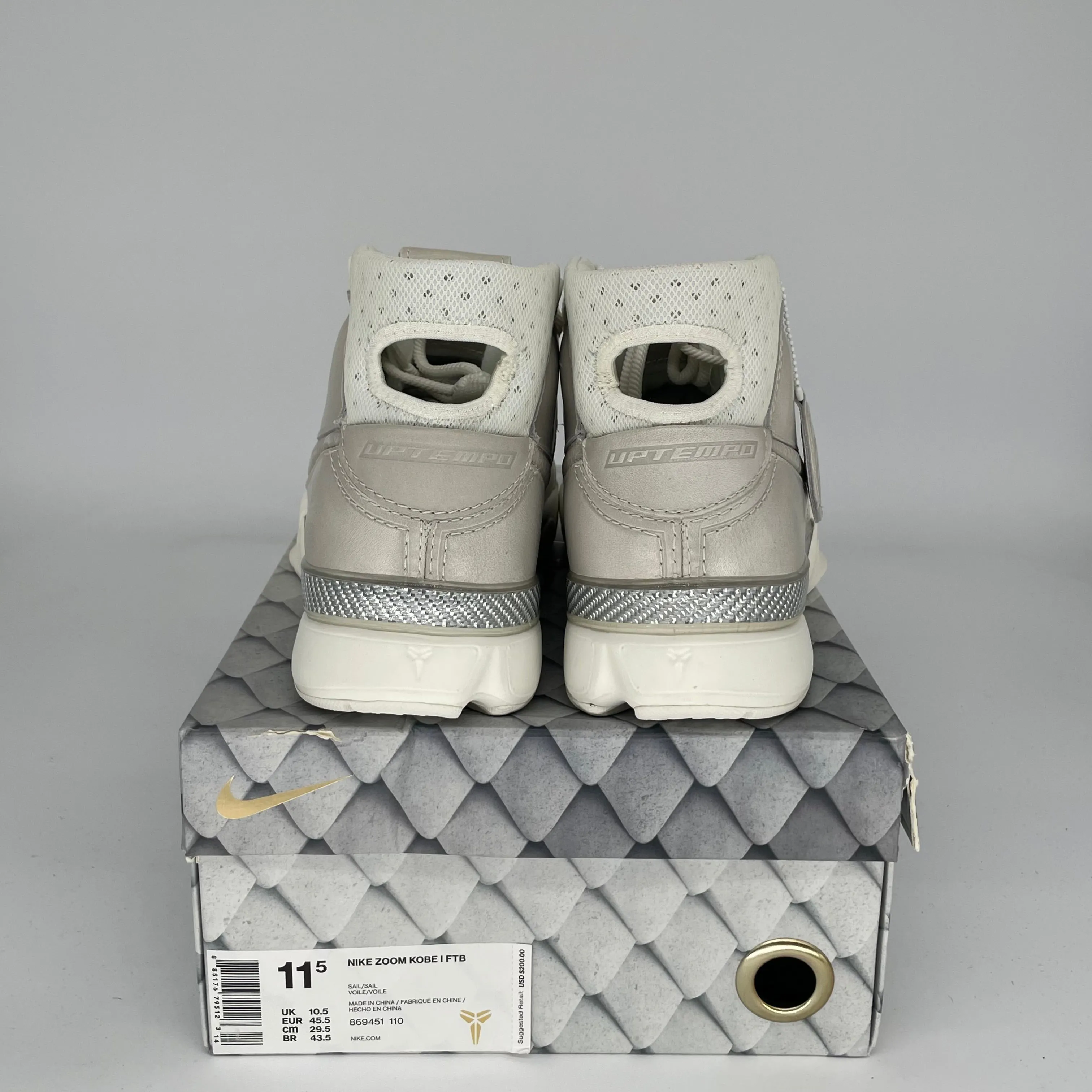 NIKE KOBE 1 BLACK MAMBA COLLECTION FADE TO BLACK SIZE 11.5 869451-110