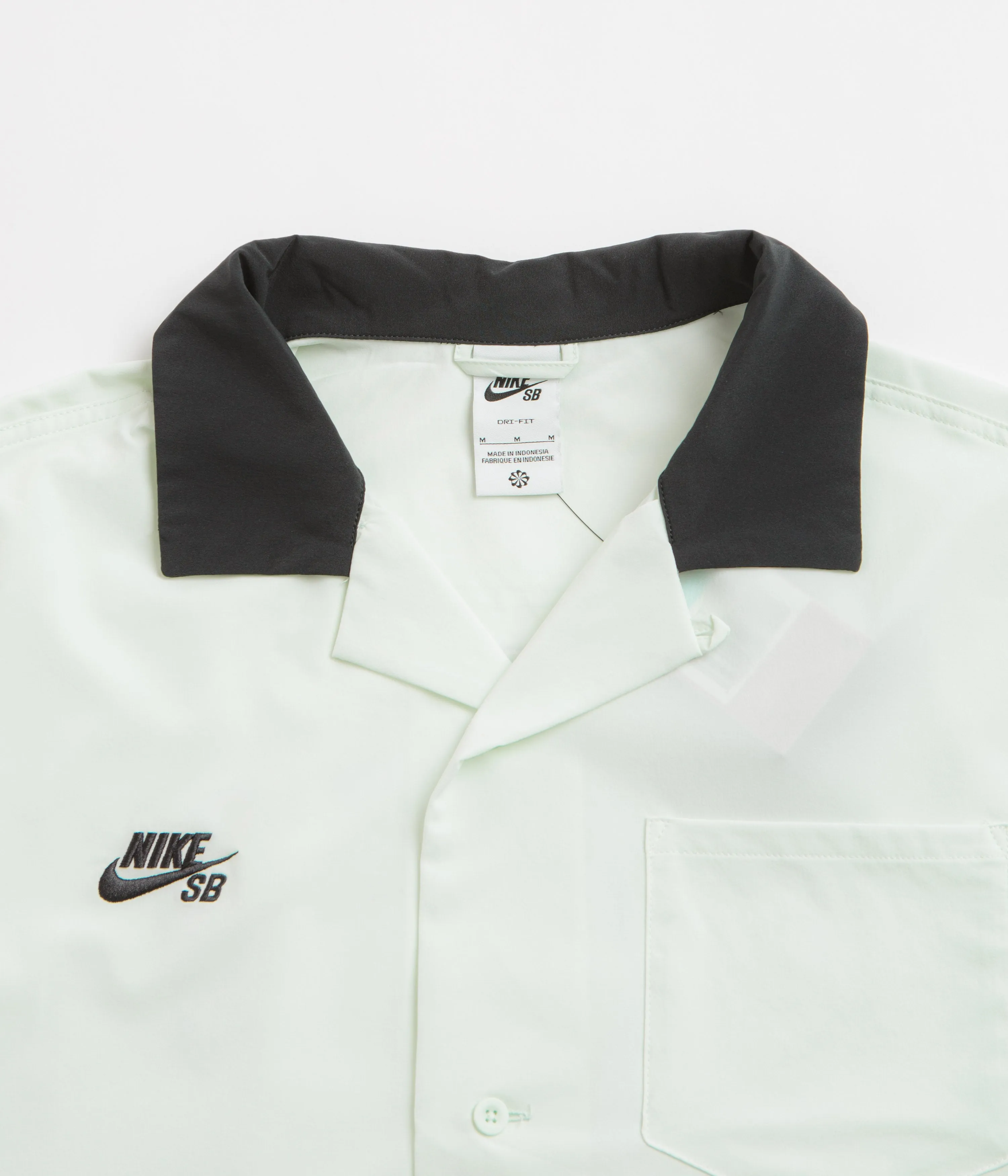 Nike SB Agnostic Bowler Shirt - Barely Green / Black Nike SB Clothing