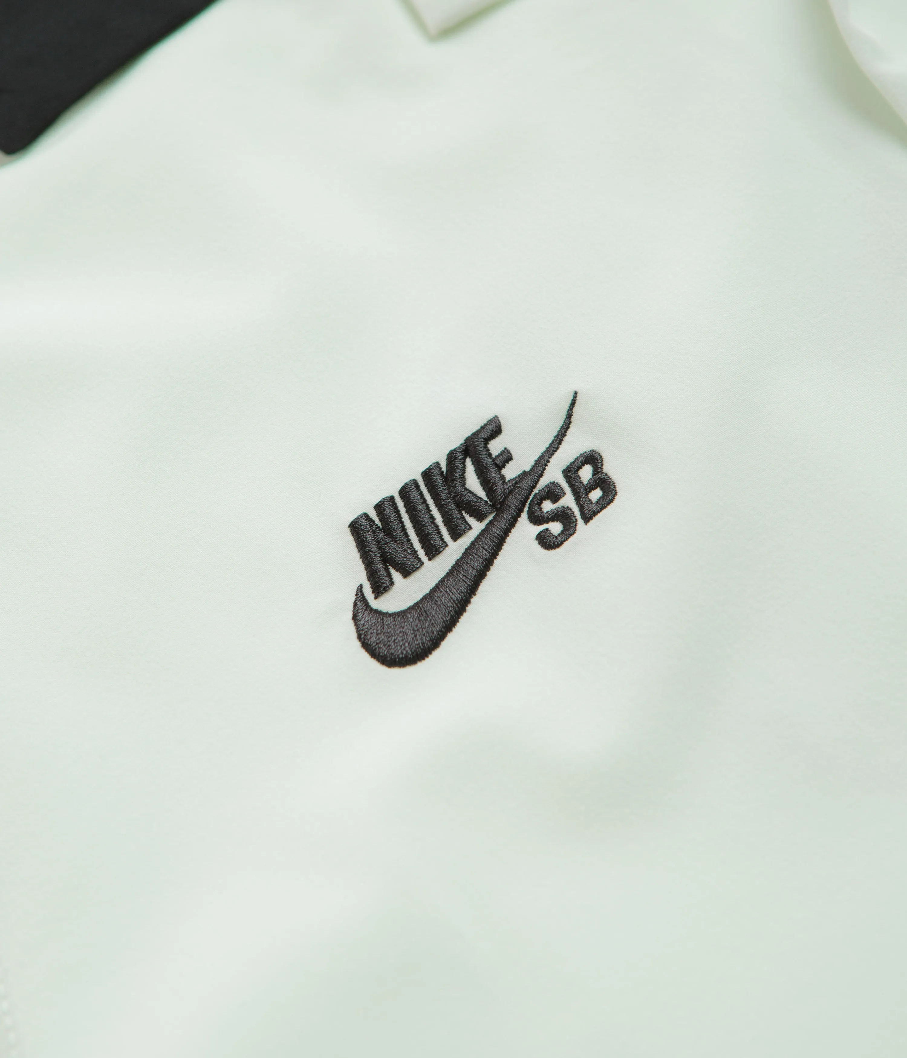 Nike SB Agnostic Bowler Shirt - Barely Green / Black Nike SB Clothing