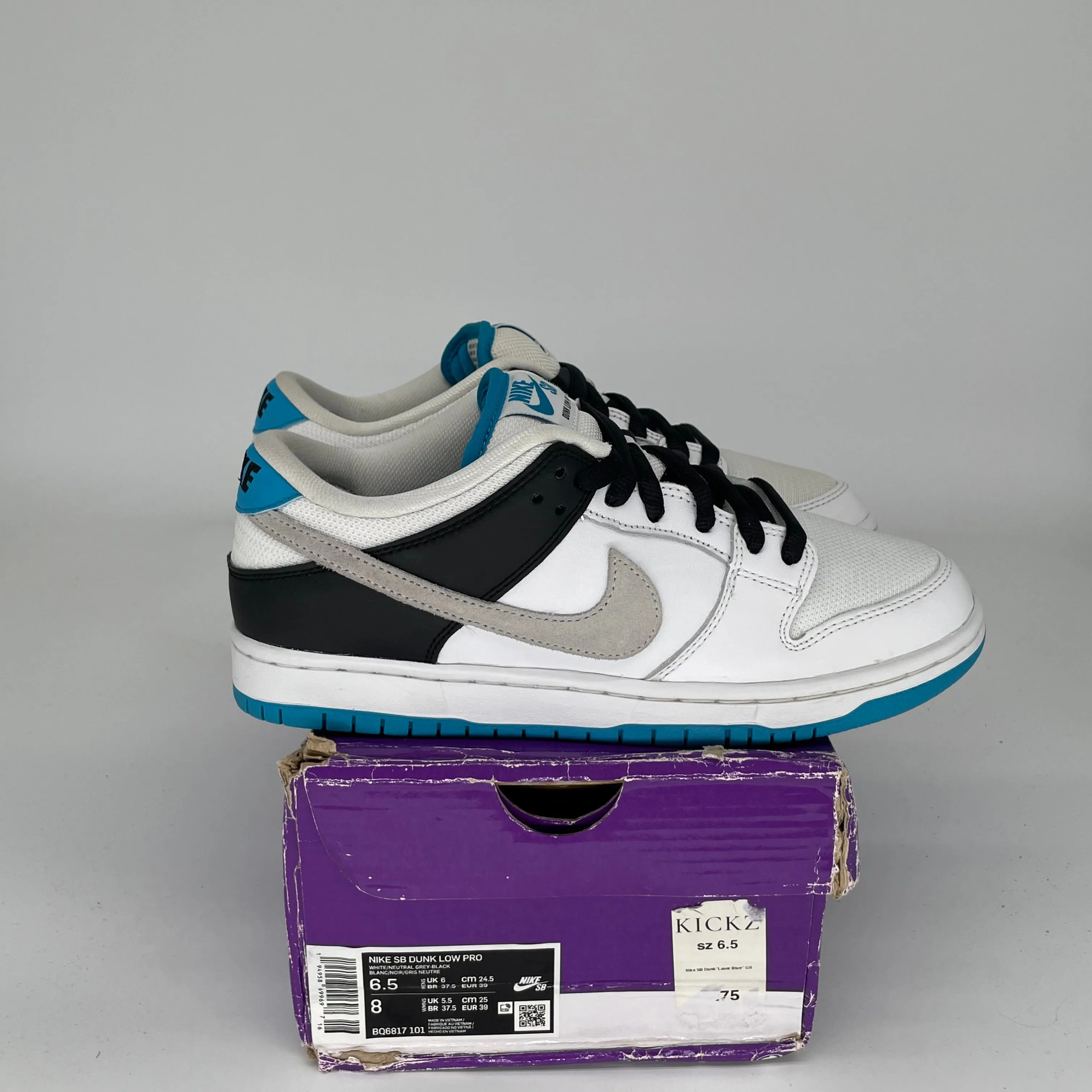NIKE SB DUNK LOW LASER BLUE SIZE 6.5 BQ6817-101