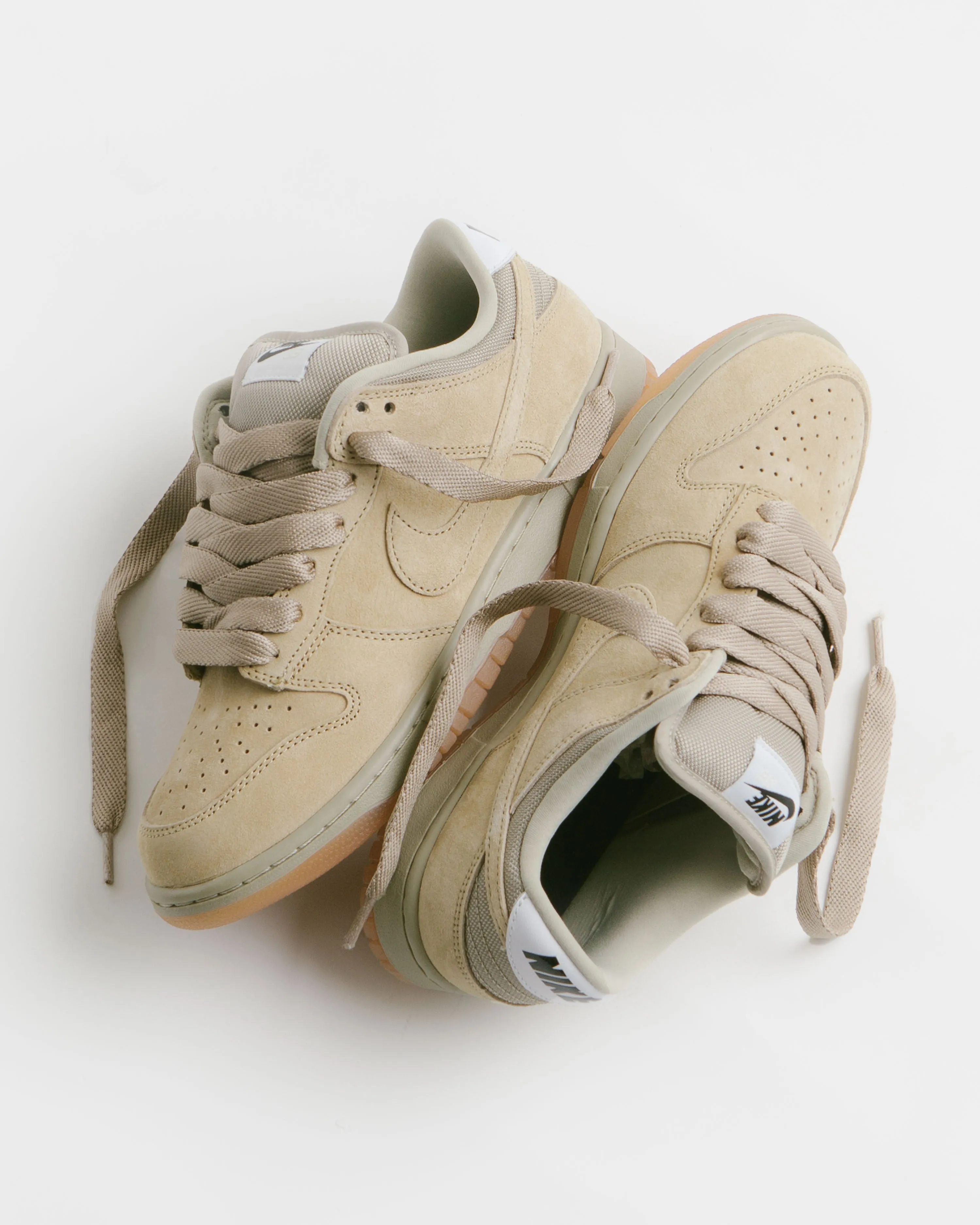 Nike SB Dunk Low Pro B Shoes - Parachute Beige / Parachute Beige Nike SB Clothing