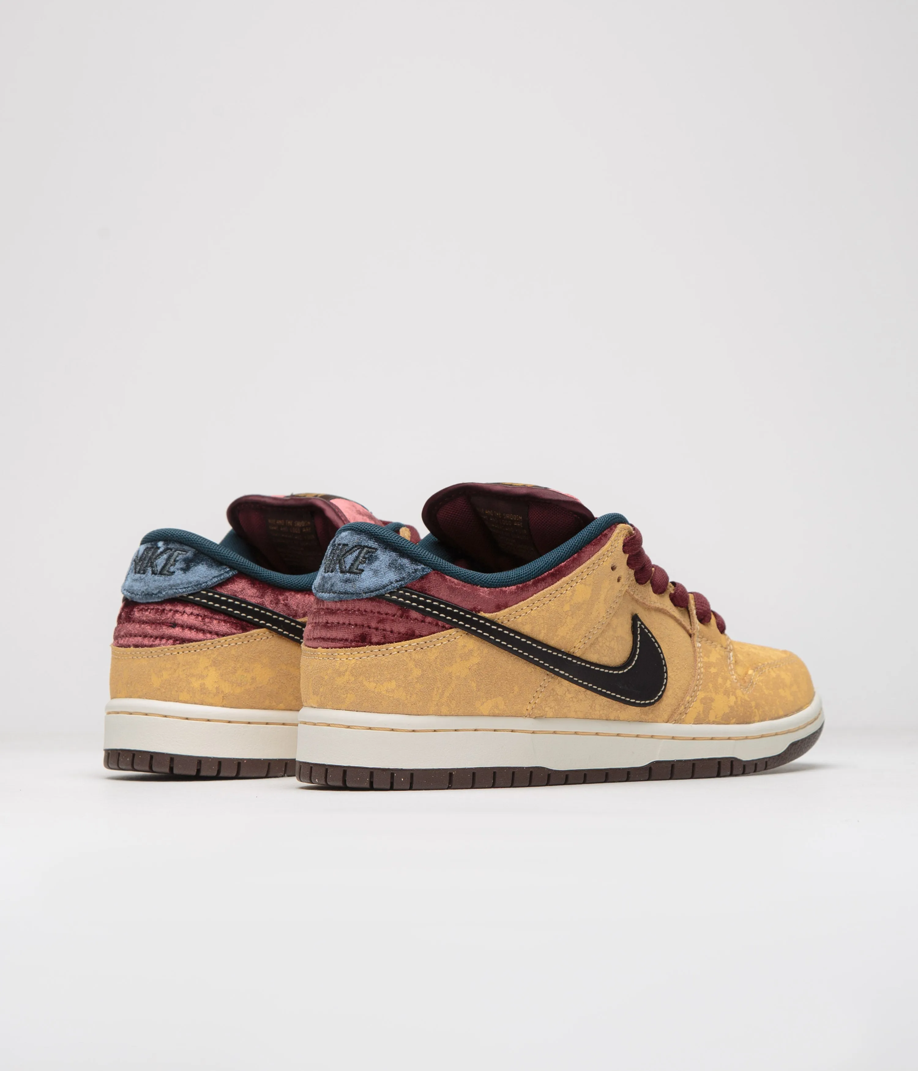 Nike SB Dunk Low Pro ‘City of Cinema’ Shoes - Celestial Gold / Black - Dark Team Red Nike SB Clothing