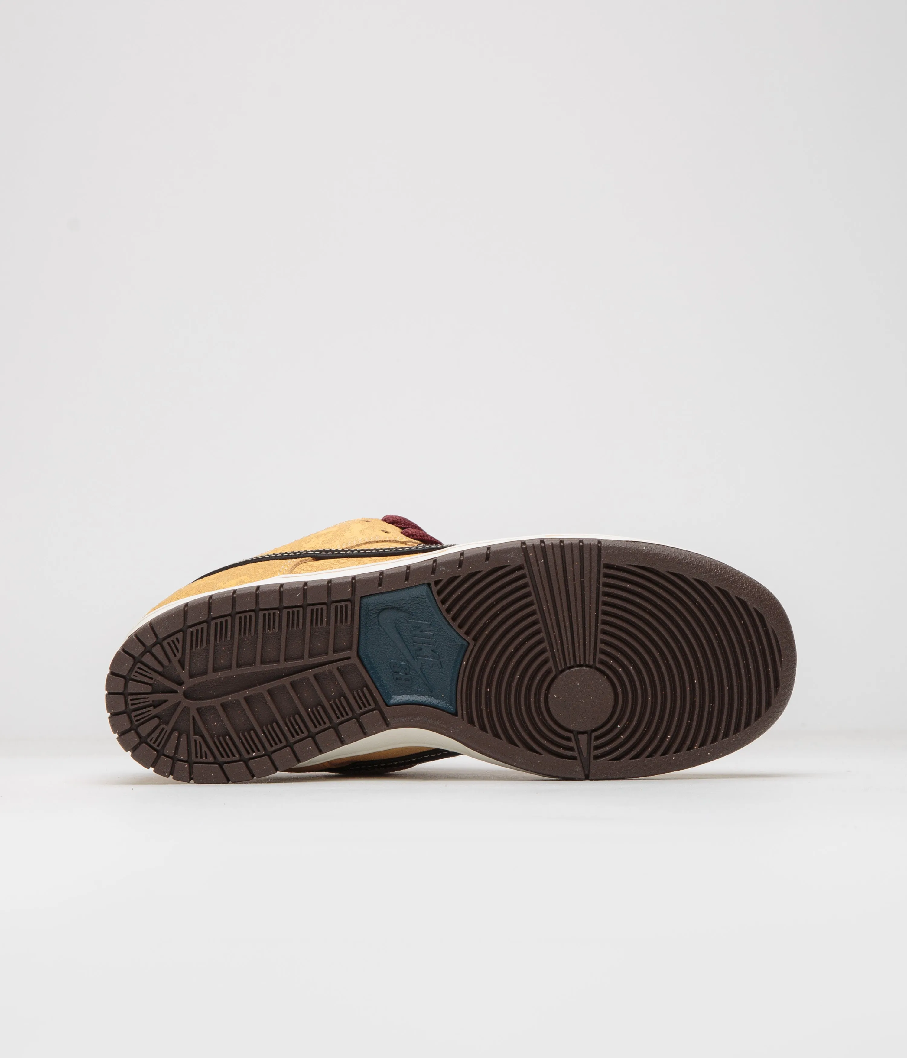 Nike SB Dunk Low Pro ‘City of Cinema’ Shoes - Celestial Gold / Black - Dark Team Red Nike SB Clothing