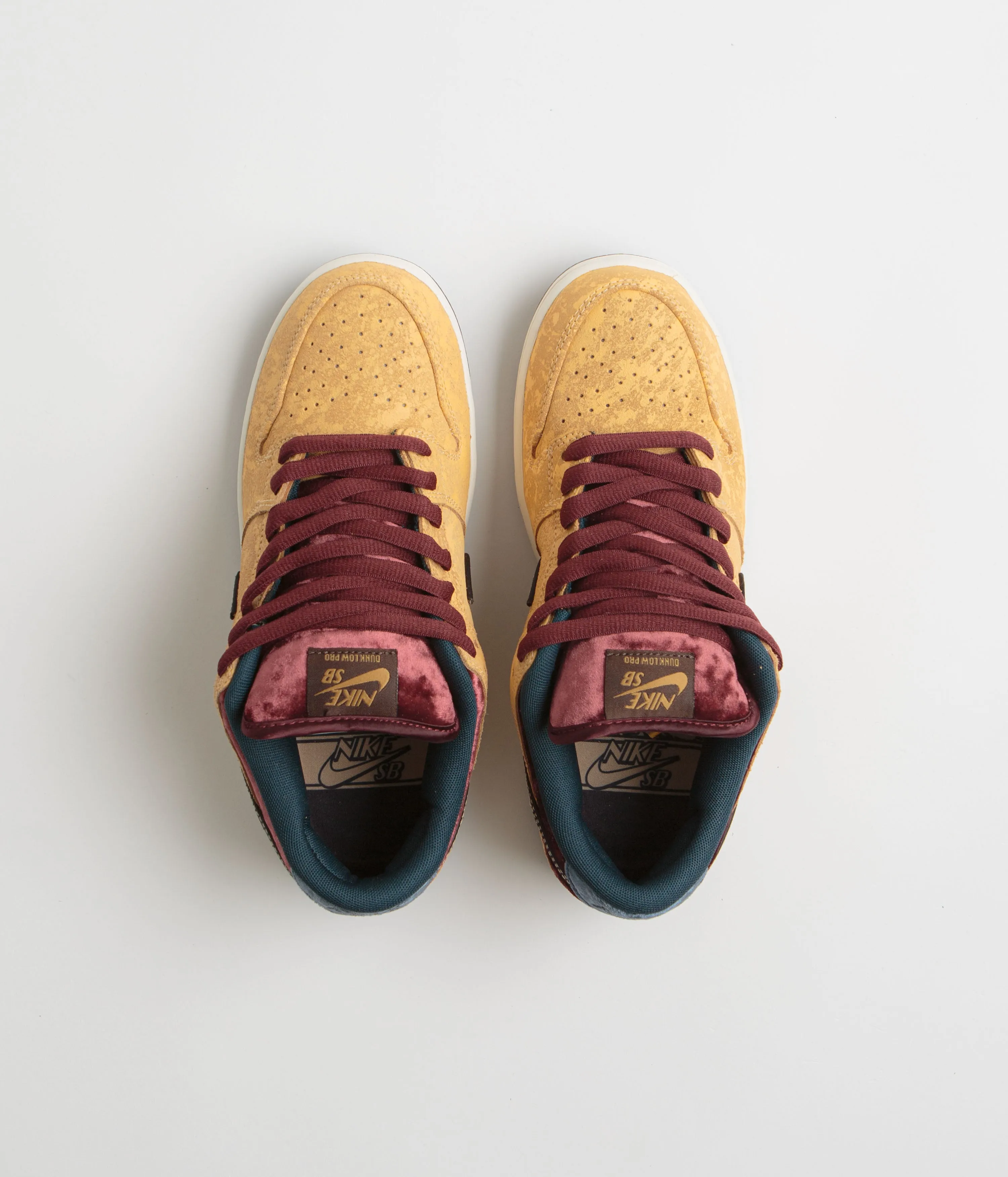 Nike SB Dunk Low Pro ‘City of Cinema’ Shoes - Celestial Gold / Black - Dark Team Red Nike SB Clothing