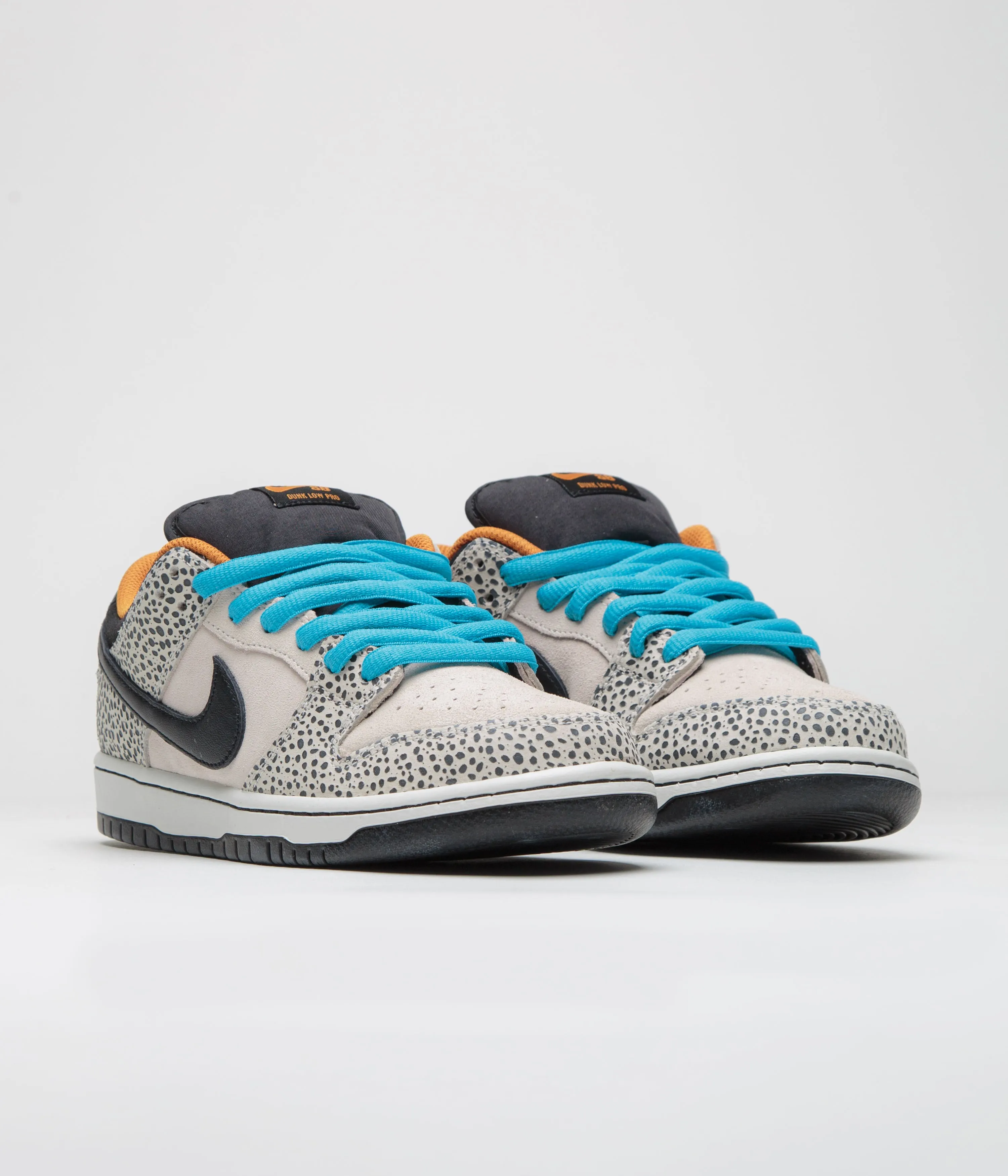 Nike SB Dunk Low Pro Electric Shoes - Phantom / Black - Black - Monarch Nike SB Clothing
