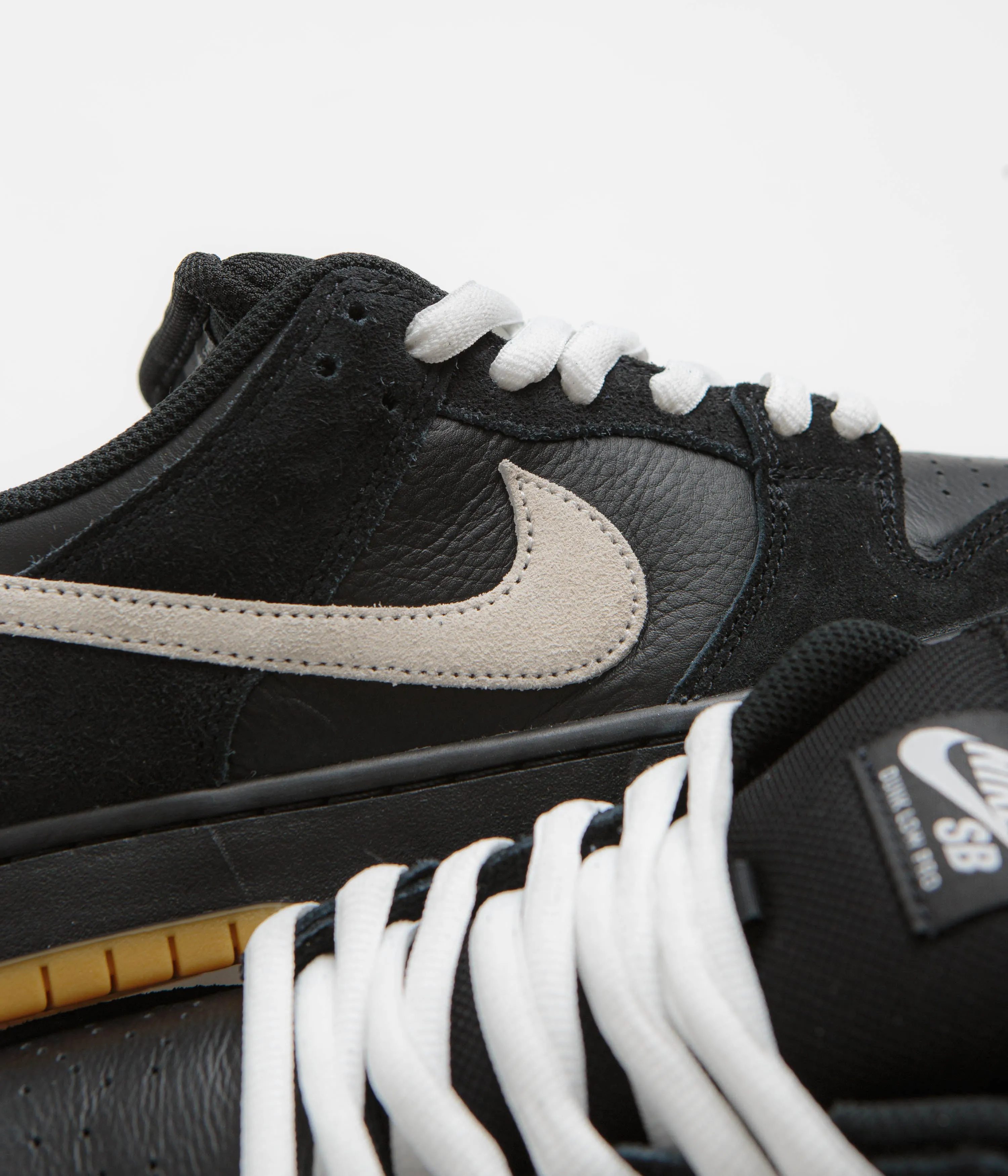 Nike SB Dunk Low Pro Shoes - Black / White - Black - Gum Light Brown - Black Nike SB Clothing