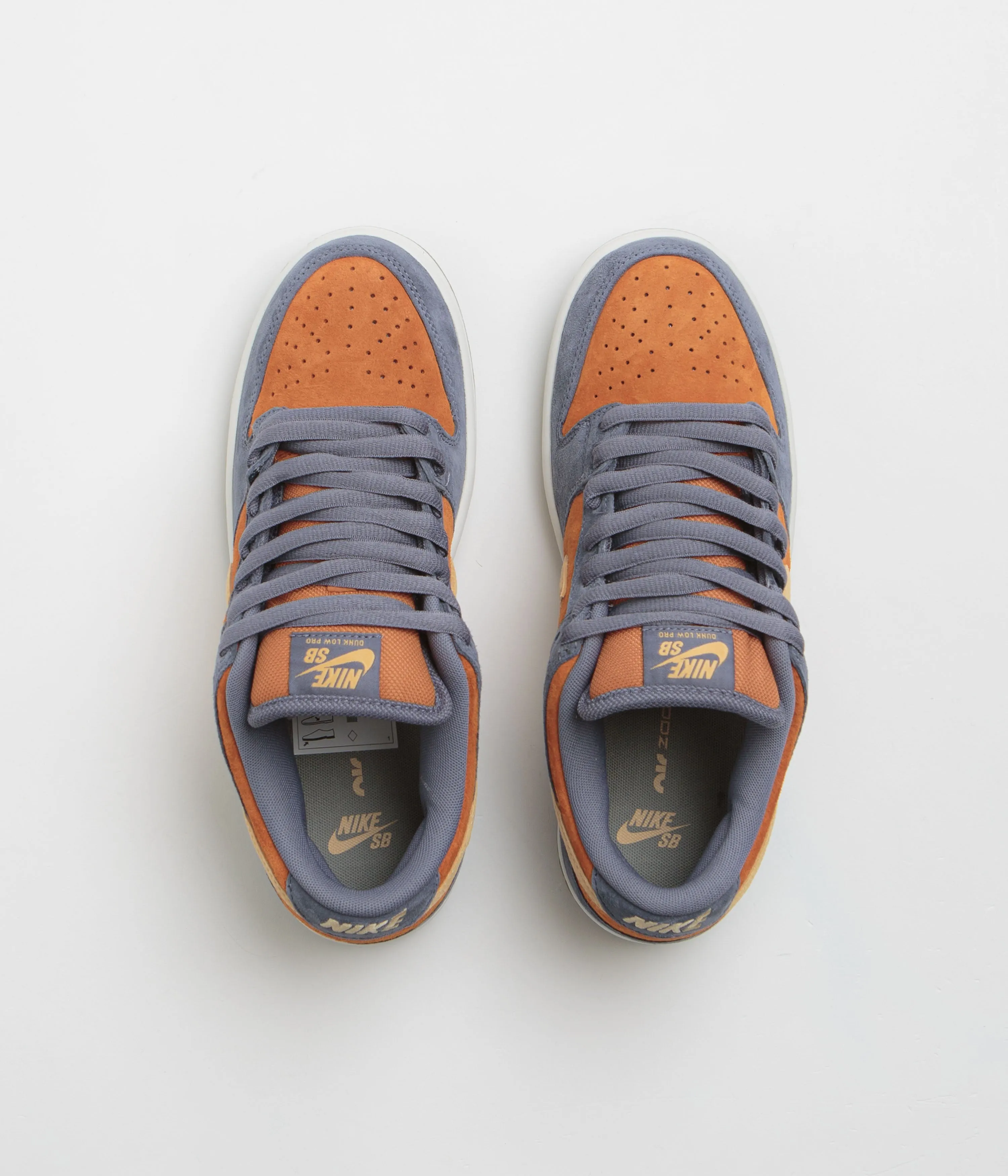 Nike SB Dunk Low Pro Shoes - Light Carbon / Sesame - Monarch Nike SB Clothing