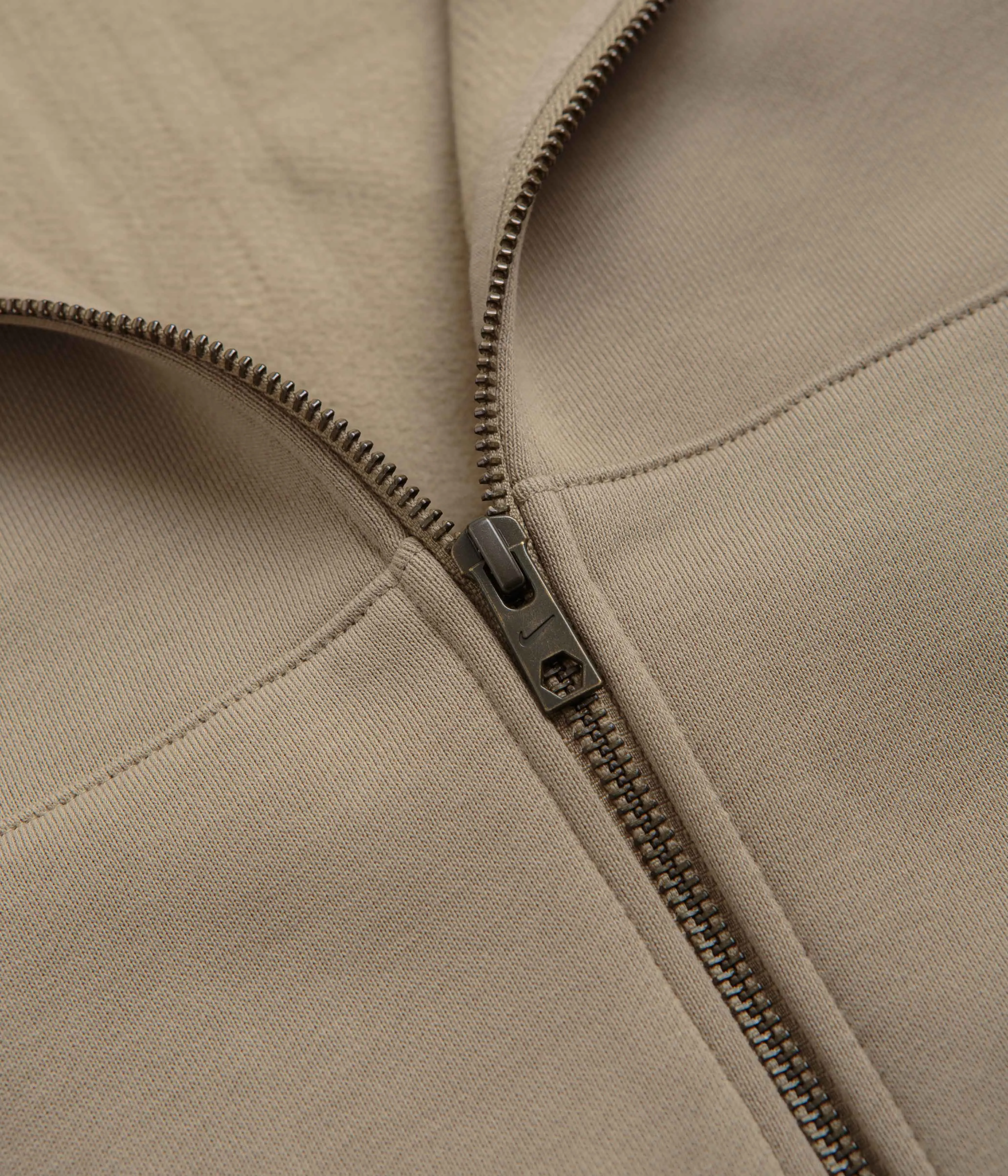 Nike SB Essential Logo Full Zip Hoodie - Khaki / White Nike SB Clothing
