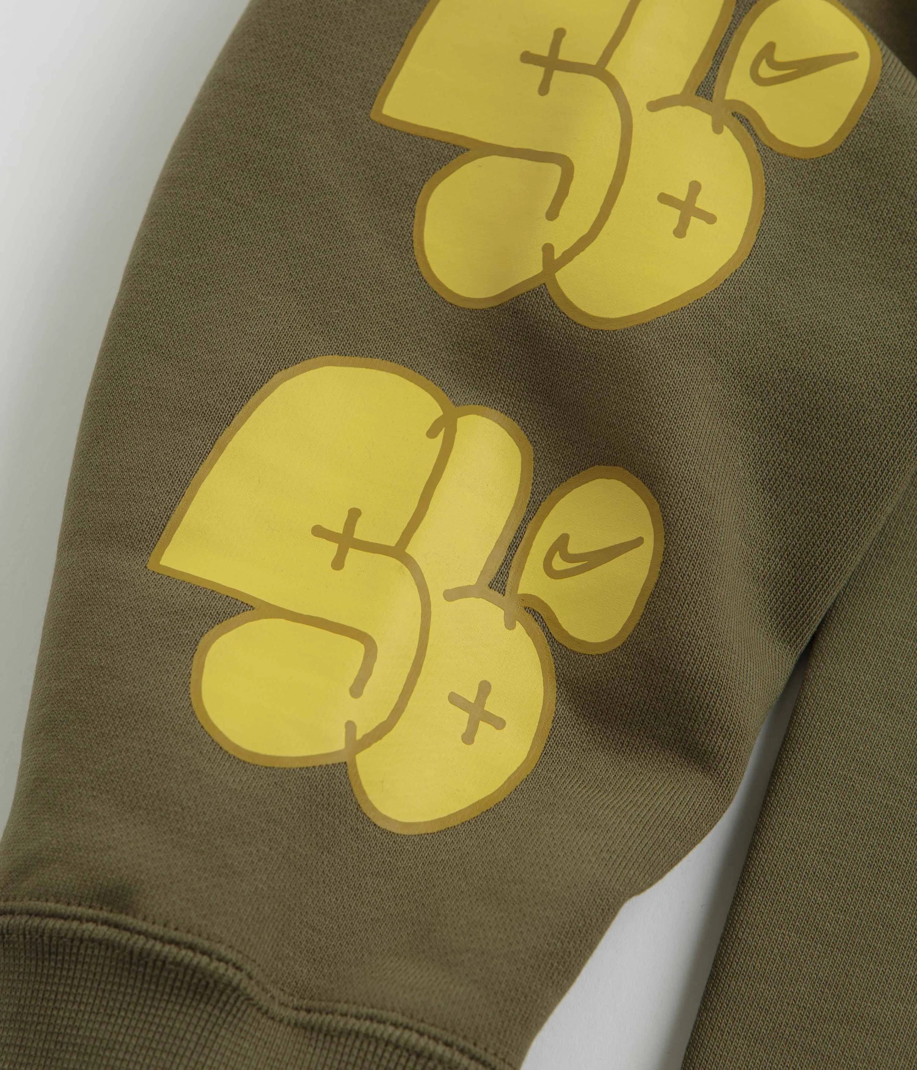 Nike SB Graff Hoodie - Medium Olive Nike SB Clothing