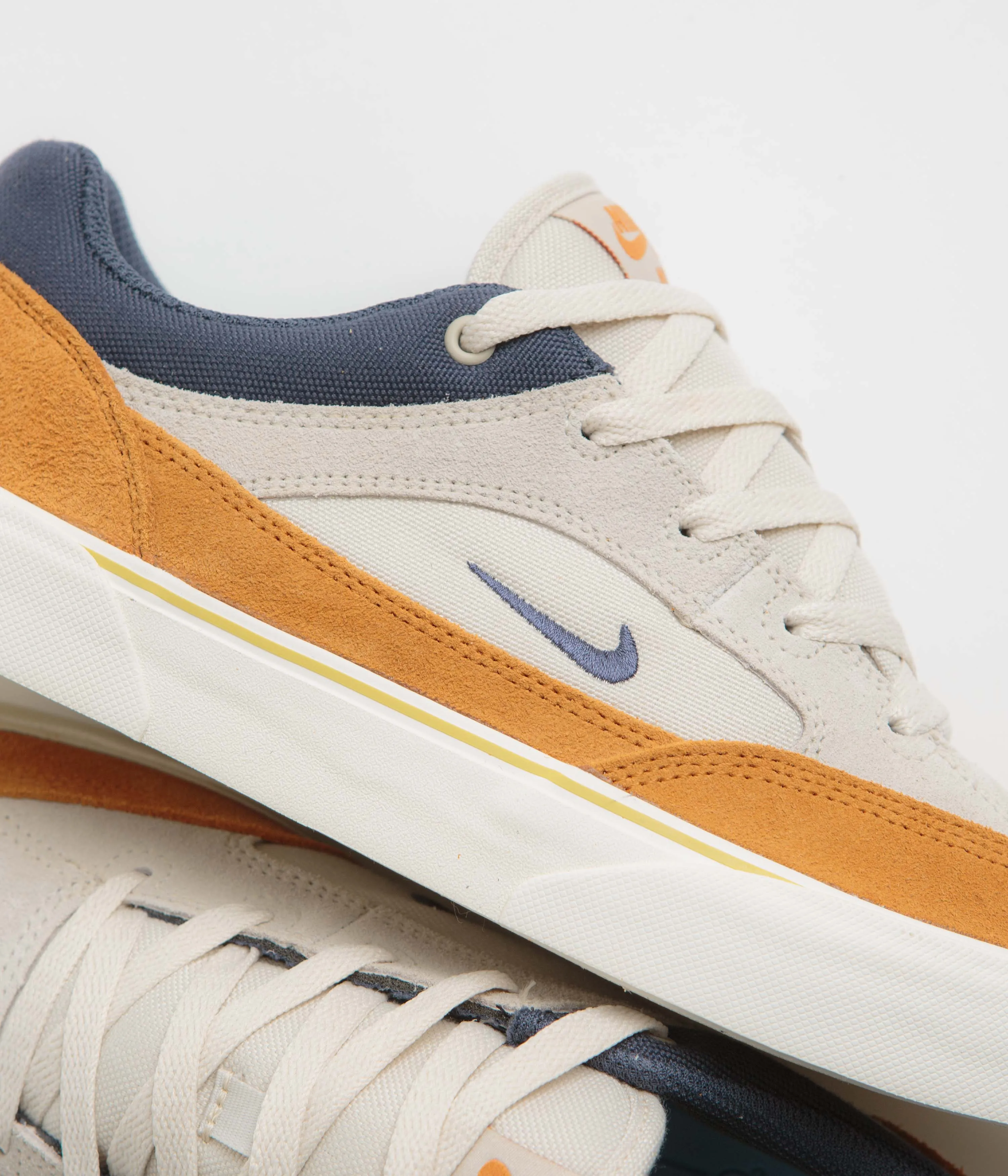 Nike SB Malor Shoes - Light Orewood Brown / Thunder Blue - Monarch - Sail Nike SB Clothing