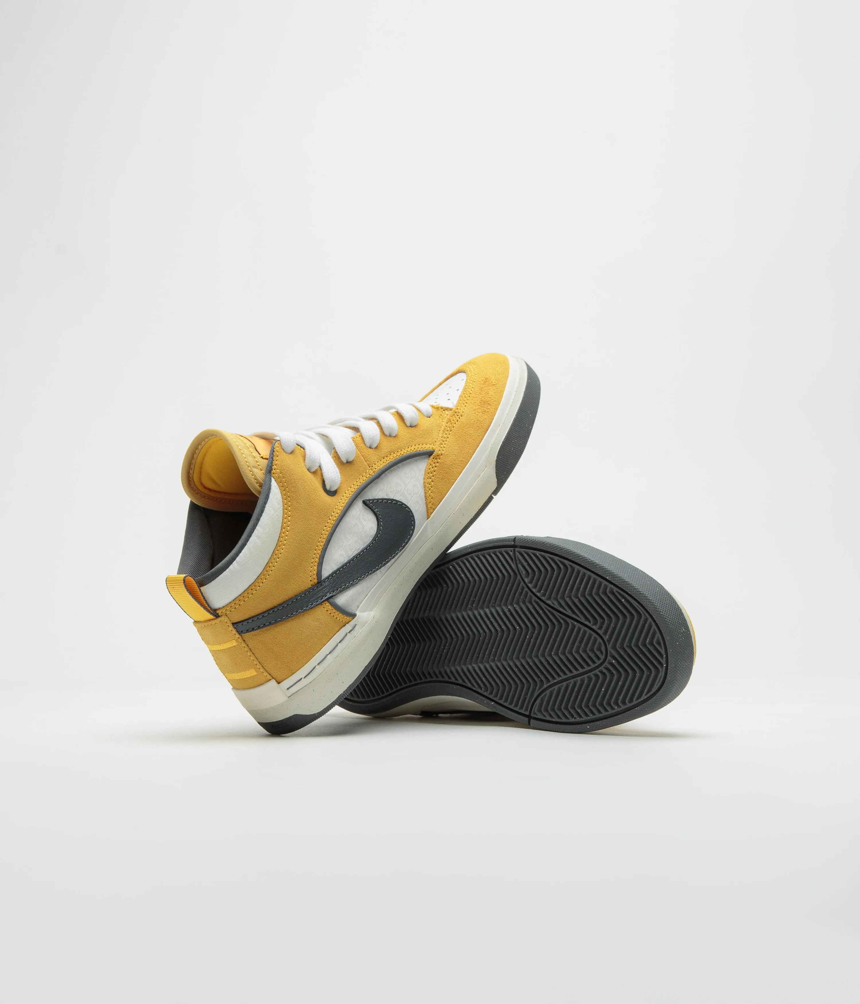 Nike SB React Leo Shoes - University Gold / Dark Grey Nike SB Clothing