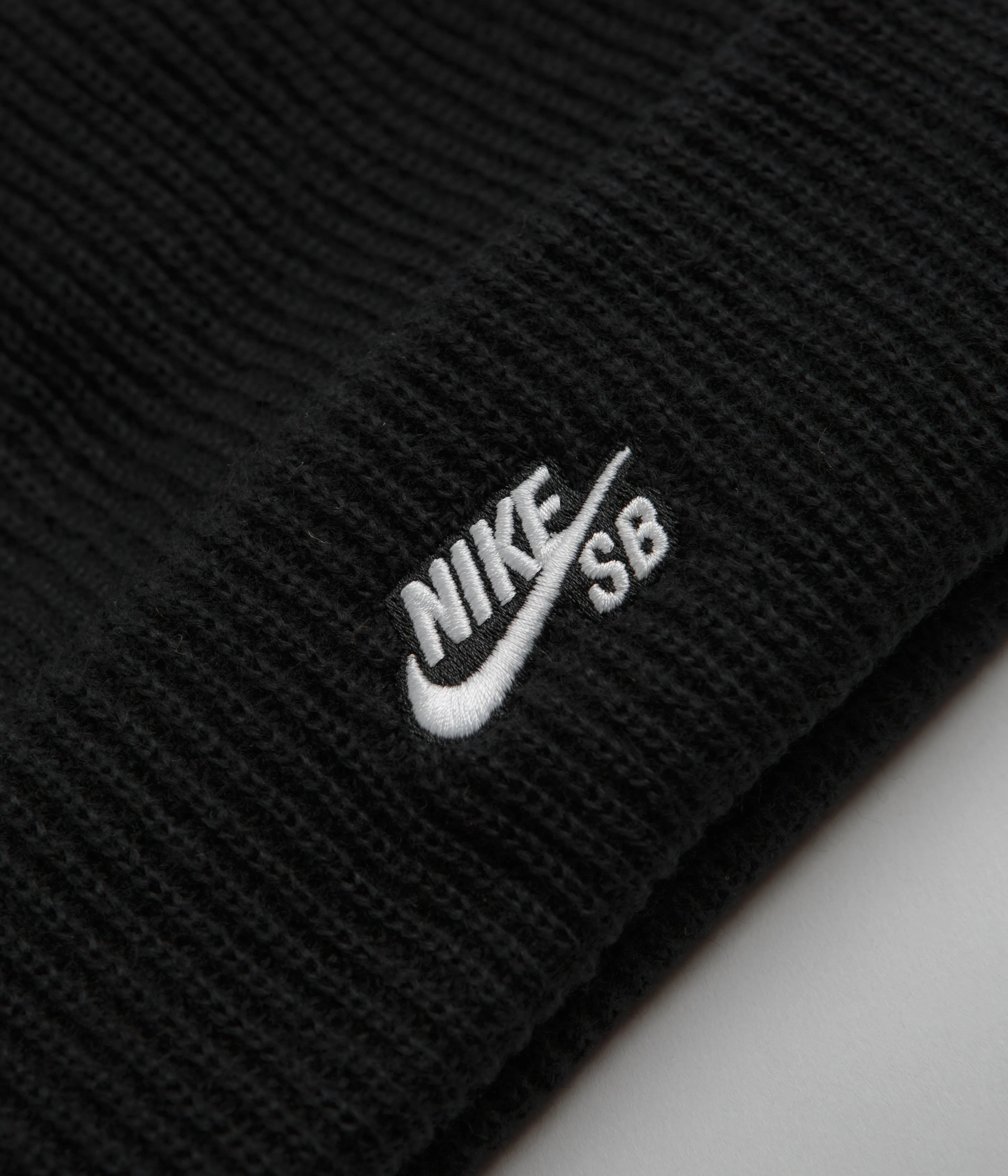Nike SB Terra Beanie - Black / Dark Grey / White Nike SB Clothing