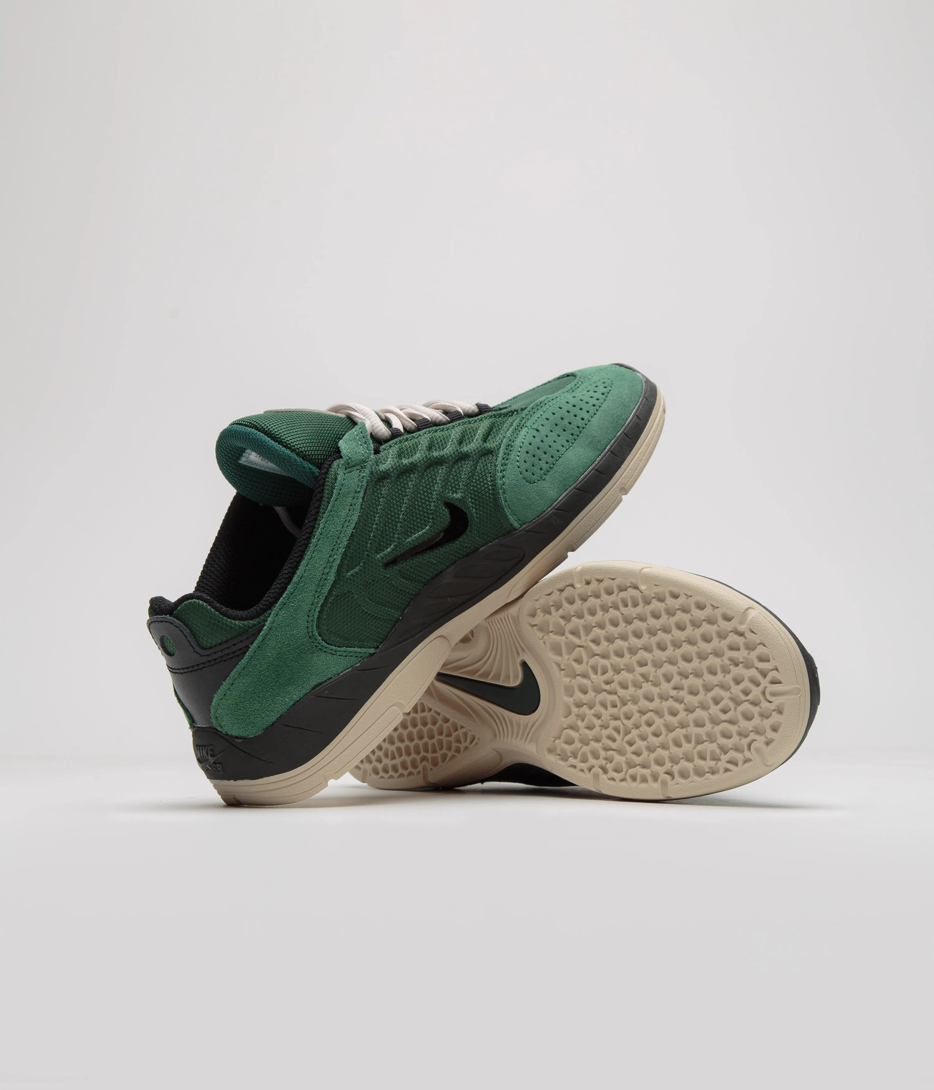 Nike SB Vertebrae Shoes - Fir / Black - Sequoia - Light Orewood Brown Nike SB Clothing