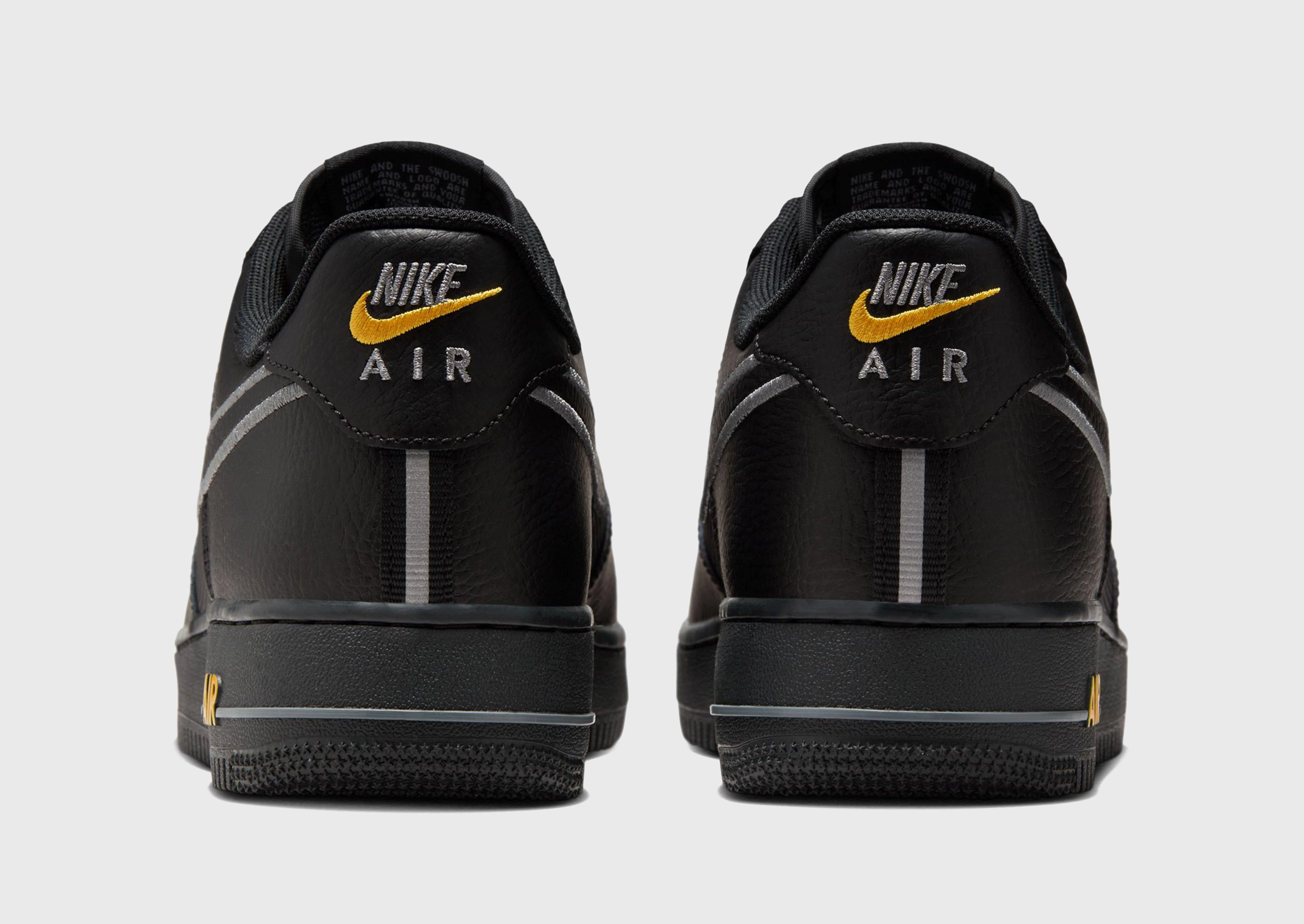 Style Simplified, Versatile Gear, Flexible Everyday, Crafted Ease, Light-Living, Crafted Flow, Forward Function