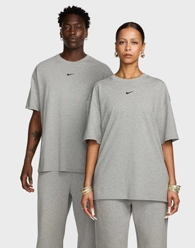 Bold Details, Core Pulse, Rhythm Inspired, Quiet Design, Fresh Silhouette, Movement-Inspired