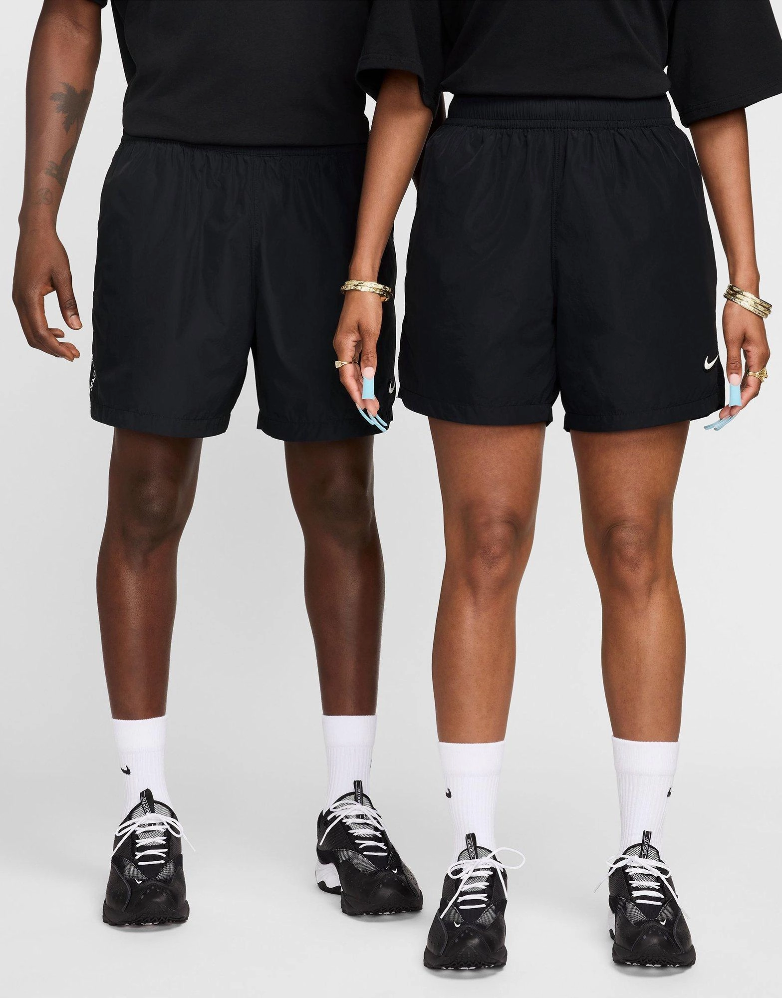 Smooth Silhouettes, Your Rhythm Layer, All-Weather Vibe, Dynamic Essentials, Designed For Lifestyle, Design In Focus, Designed To Perform, Dayflow Gear