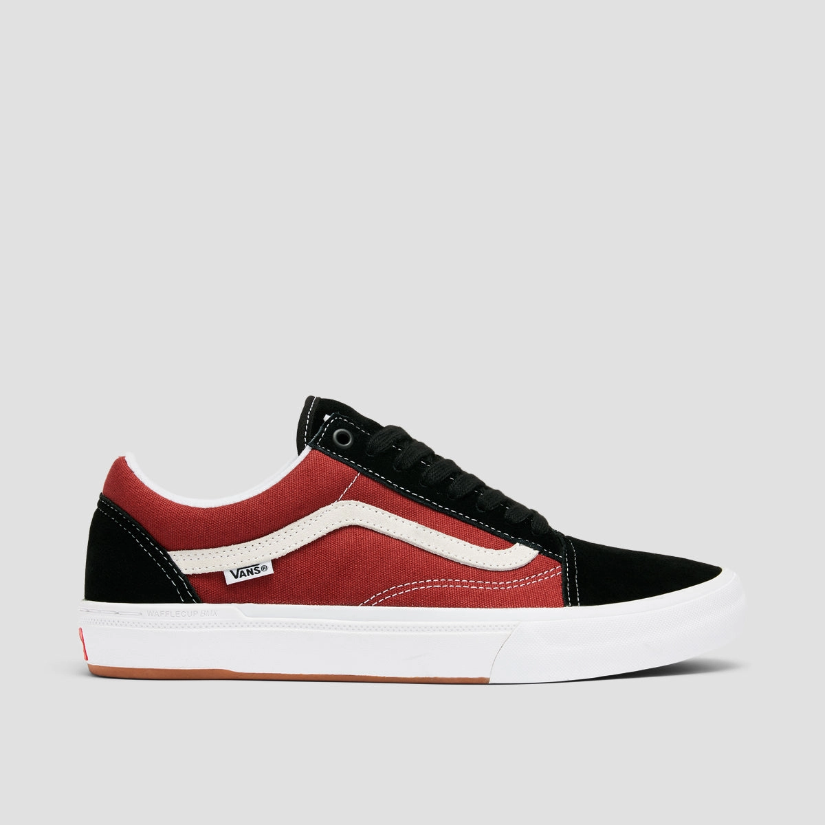 Precision Style, Modern Motionwear, Street-Ready, Ease And Balance, Streamlined Fit, Urban Lifestyle, Versatile Gear, Refined Streetwear