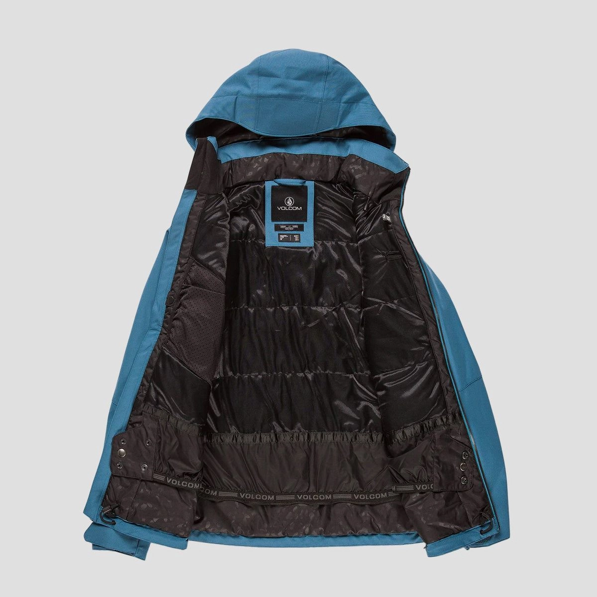 Urban Flowwear, Understated Cool, Constant Vibe, Core-Driven, Seasonless Energy, Clean Attitude, Easy Polish