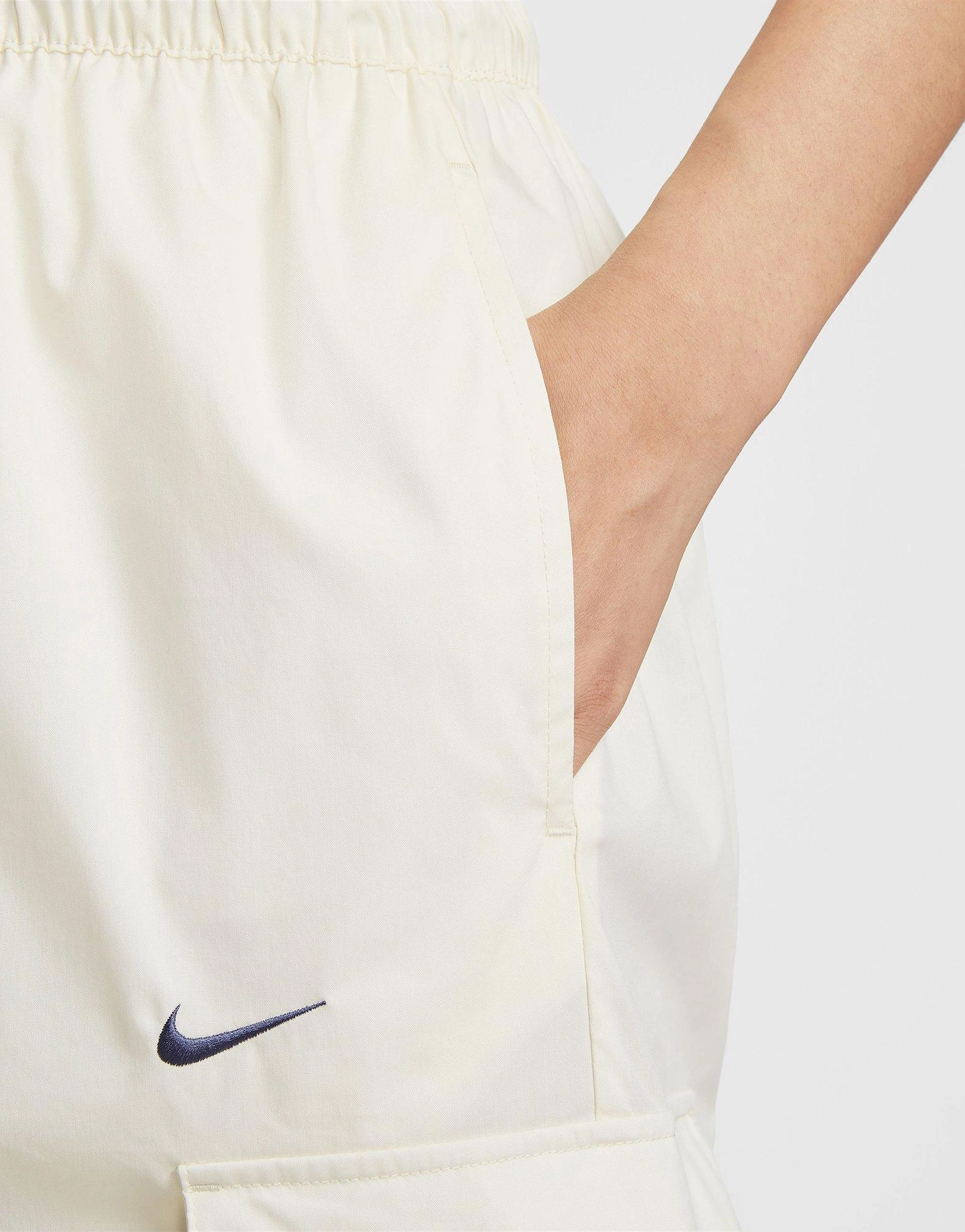 Urban Active, Motion Simplicity, Life, Reimagined, Versatility Matters, Subtle Style Gear, Calm In Motionwear