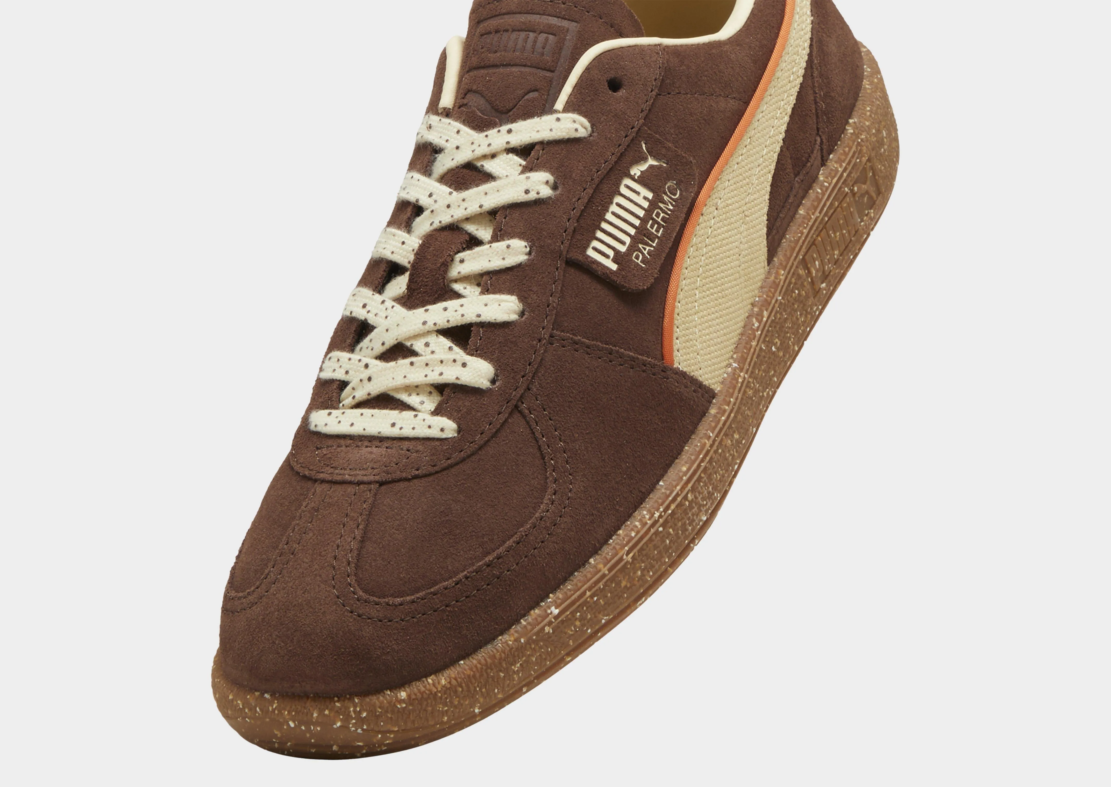 Rhythmic Comfort, Function First, Adapt Your Pace, Pulse Of The City, Versatile Soul, Iconic Minimalism, The Now Look