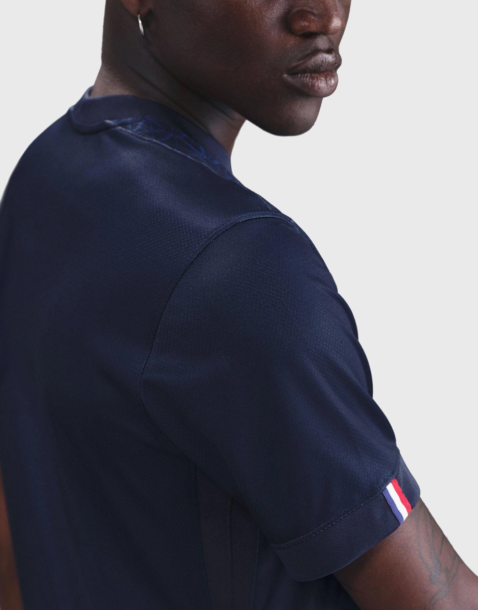 Fit-Flow, Ready For Rhythm, Flow-Forward, Versatile Soul, Dynamic Fit, Fluid Design, Simple City, Effortless Fit