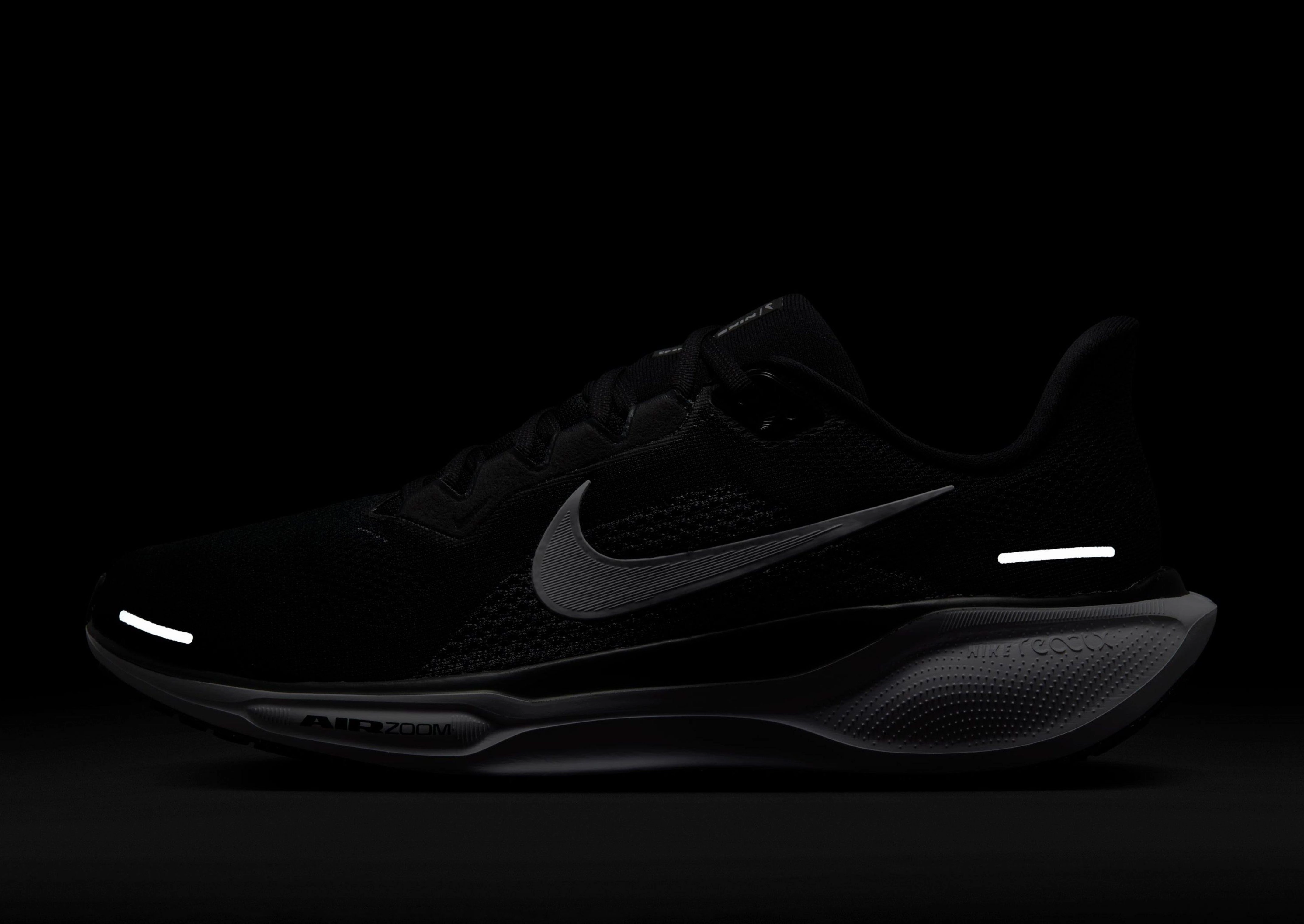 Shift-Mode, Versatile Drop, Clean Dailywear, Quiet Performance, Core Elements