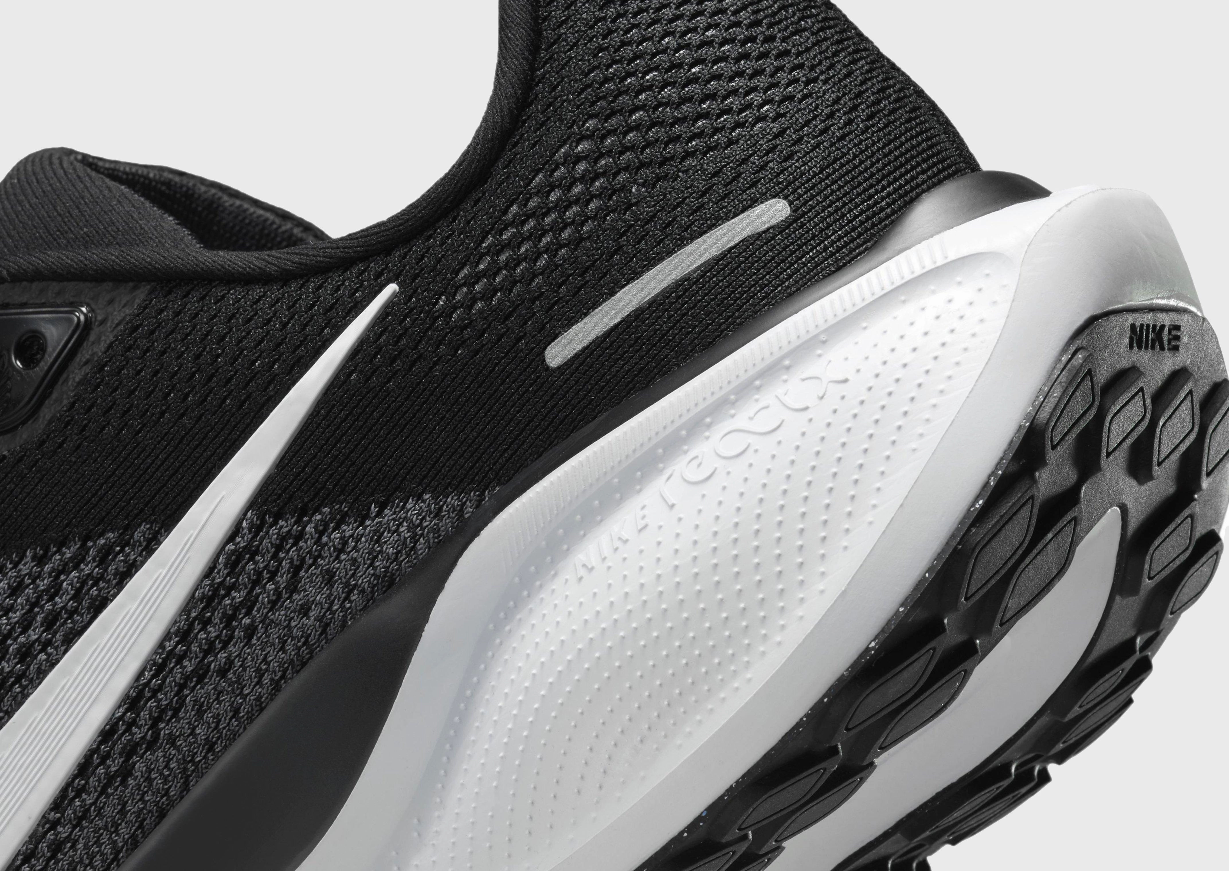 Designed With Flow, Go-Mode Ready, Everyday Ease, Style Forward, Style Meets Tech