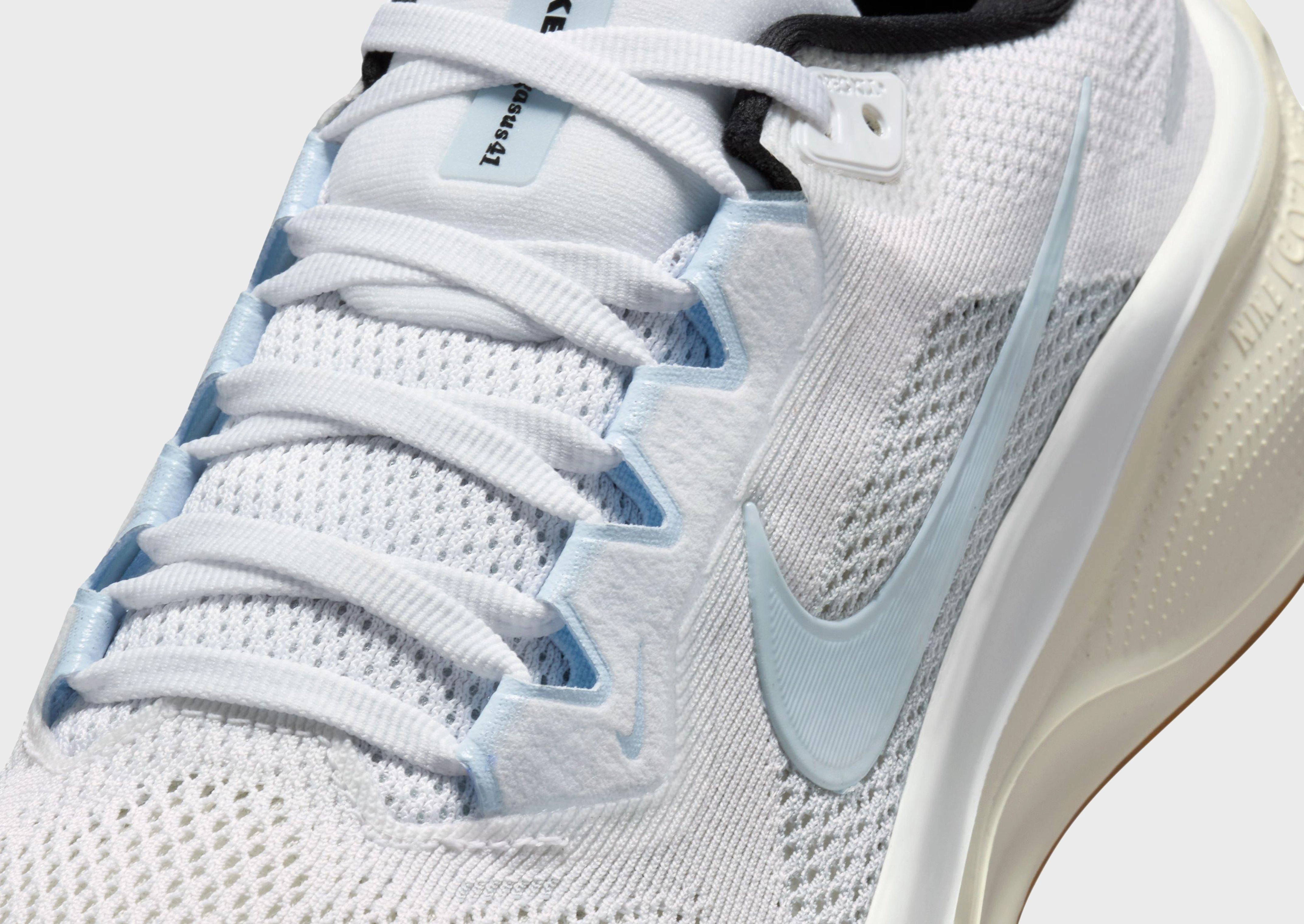 Shift Gear, Edge In Motion, Subtle Performance, Streamline-Ready, Designed For Lifestyle