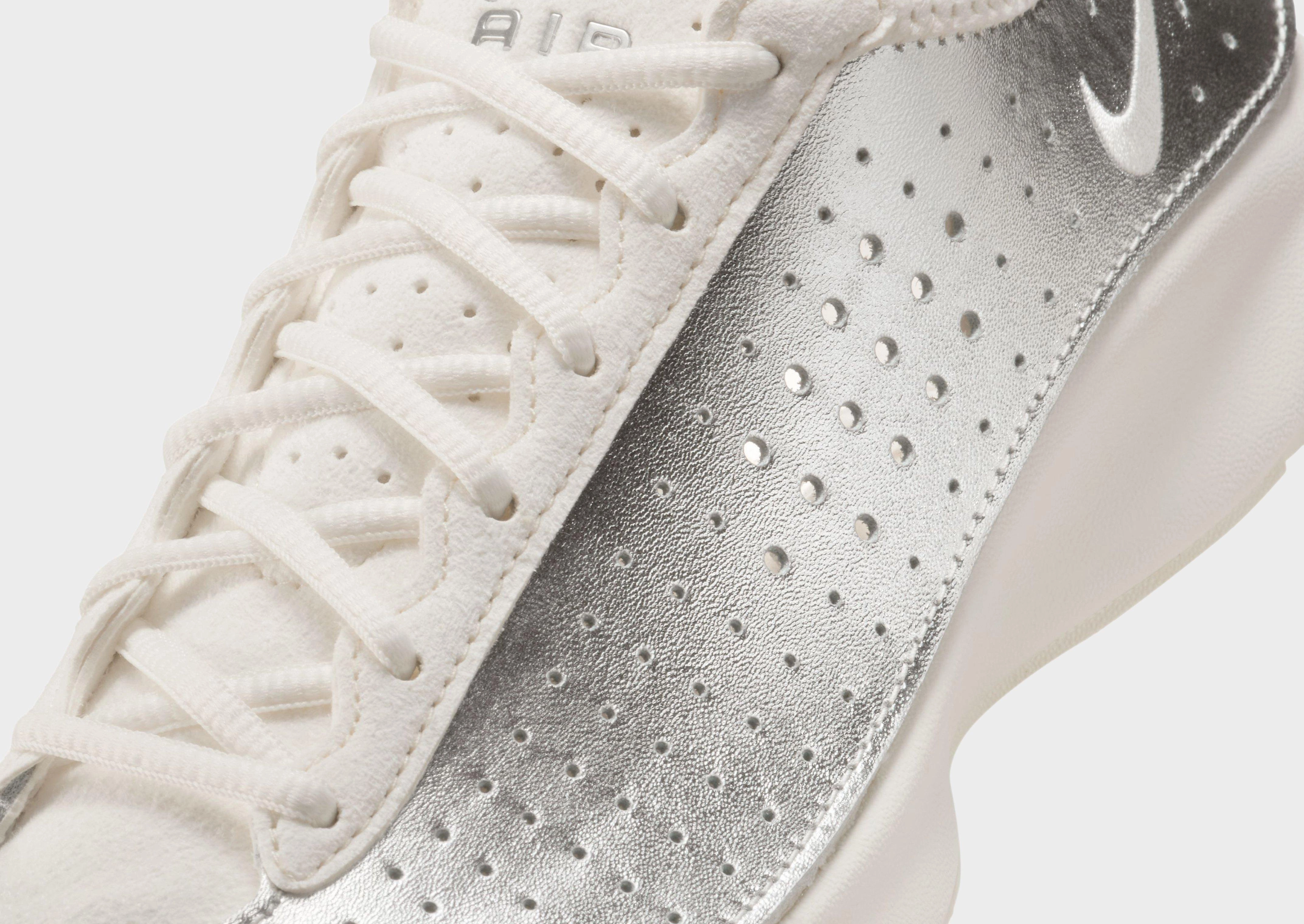 Ease In Design, No-Fuss Fit, Layer Smart, Multi-Context Style, Minimal Movement, Essential Gear