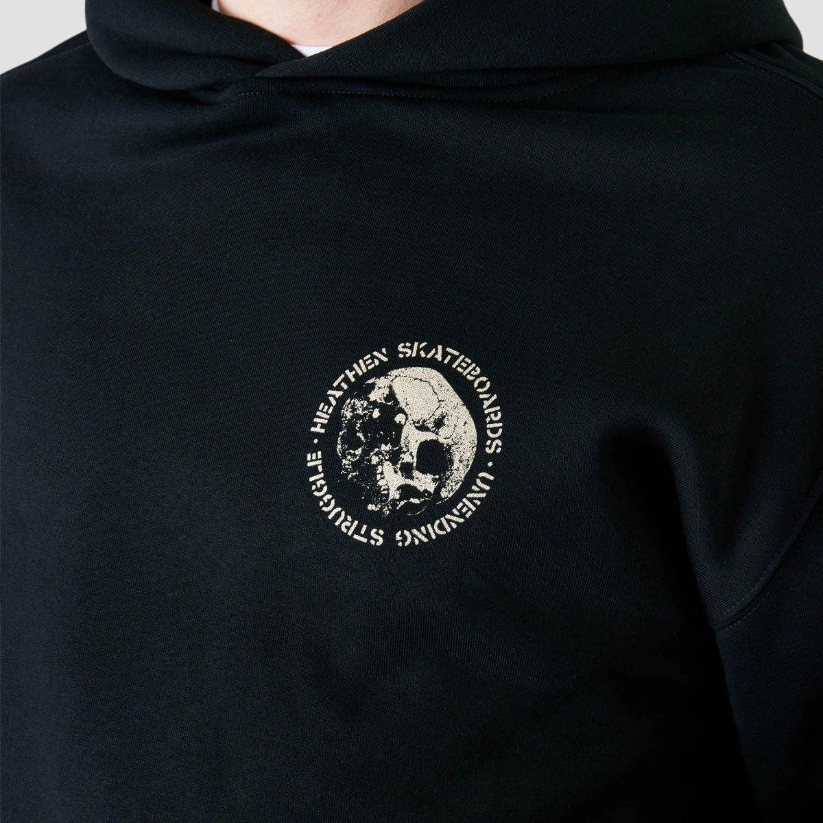 Clean Direction, Lightweight Presence, Ease Engineered, Flow In Motion, Pure Daywear, Refined Streetwear, Movement Architecture