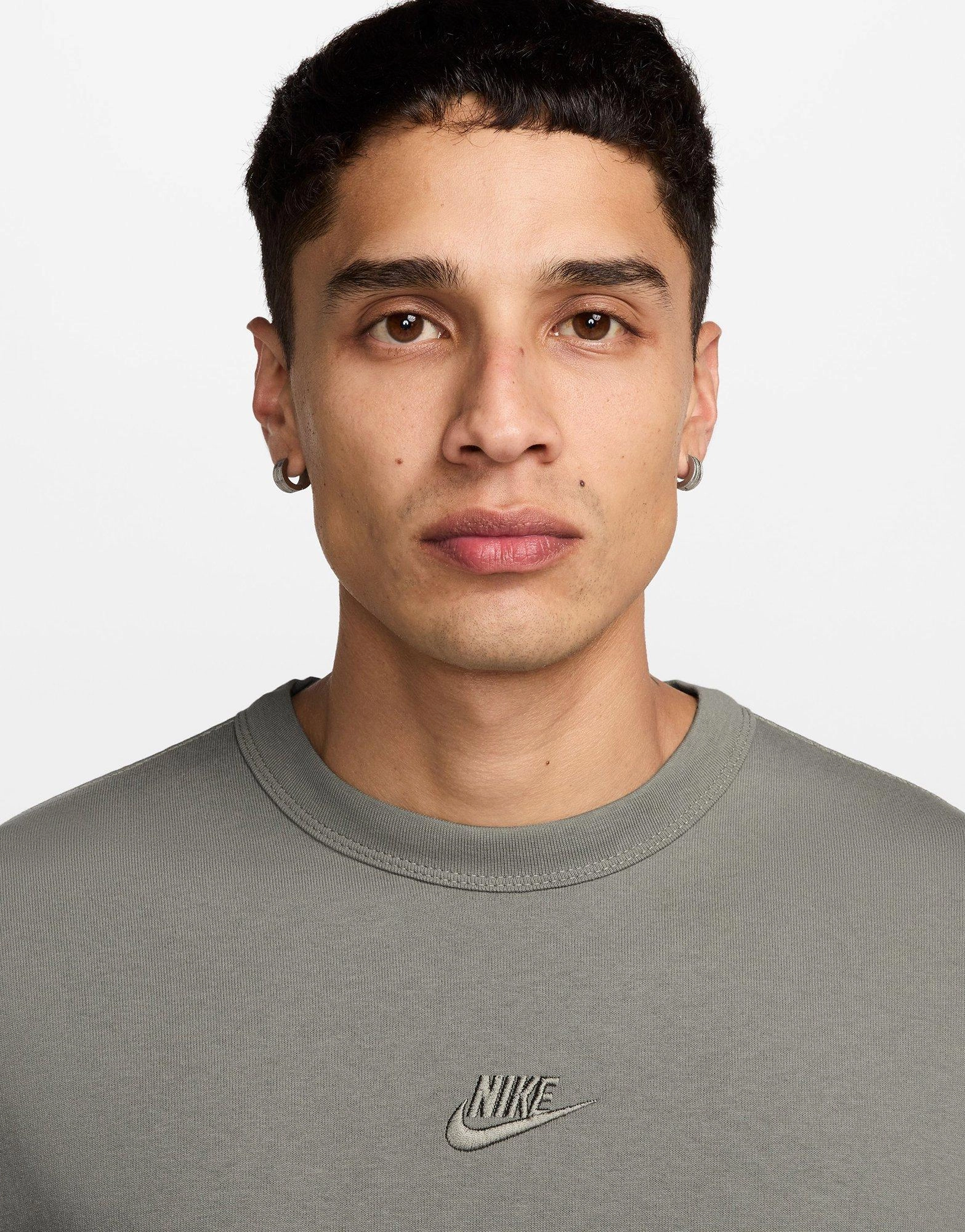 Your Daily Vibe, Refined Flowwear, Quiet Impact, Living Wear, Crafted To Move, Daily Expression, Made To Roam