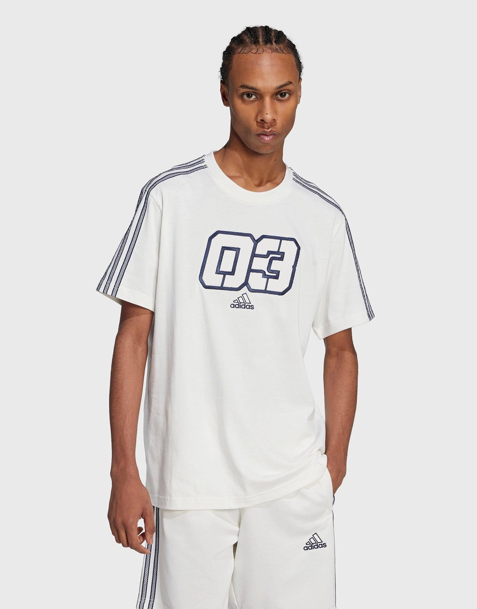 Quiet Performance, Subtle Evolution, Go-Everywhere, Flexible Everyday, Style Made Easy, Essence Wear, Urban Calm