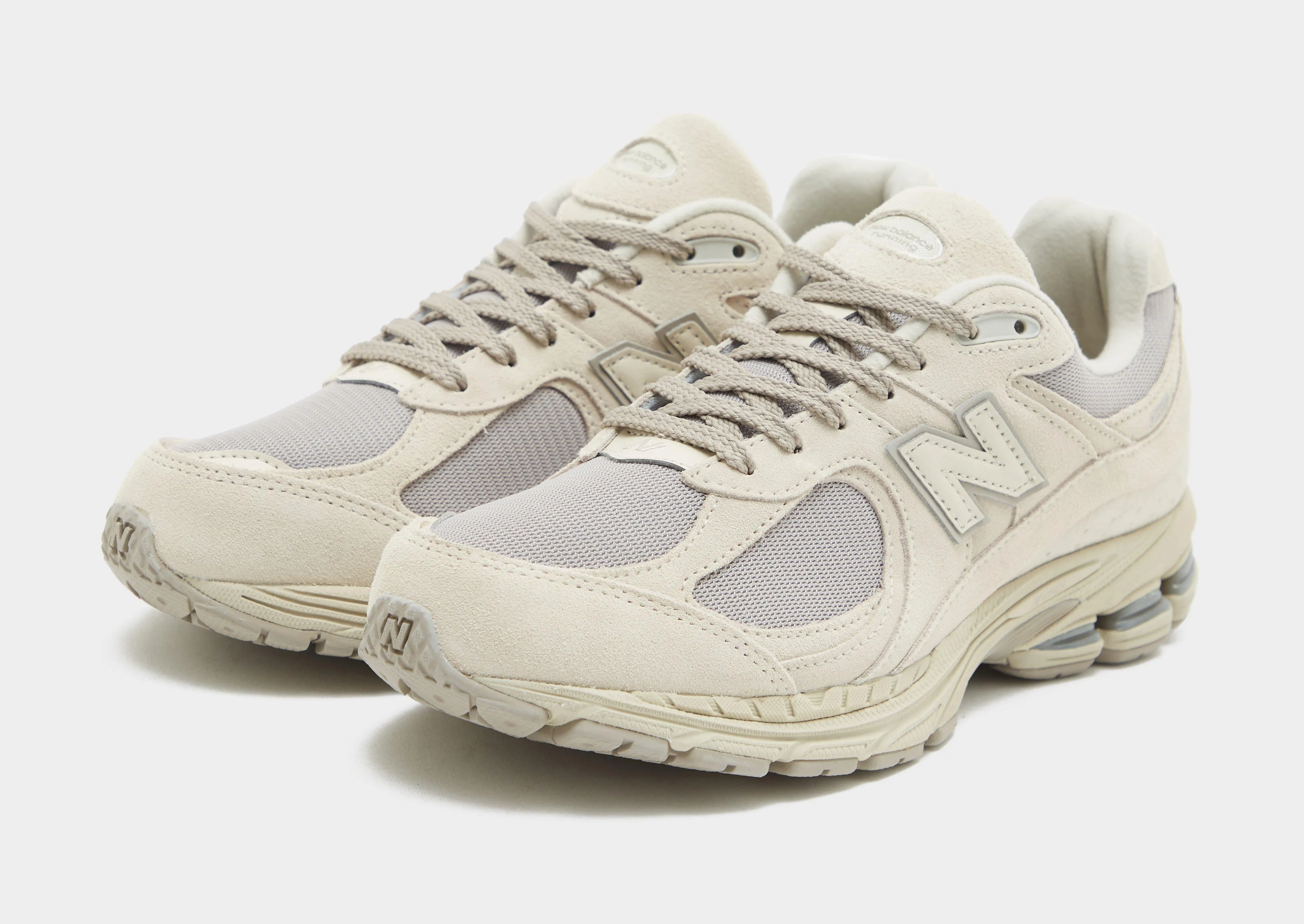 Refined Streetwear, Motion Meets Design, Clean Dailywear, Shift-Mode, Refined Comfort, Optimized Outfit