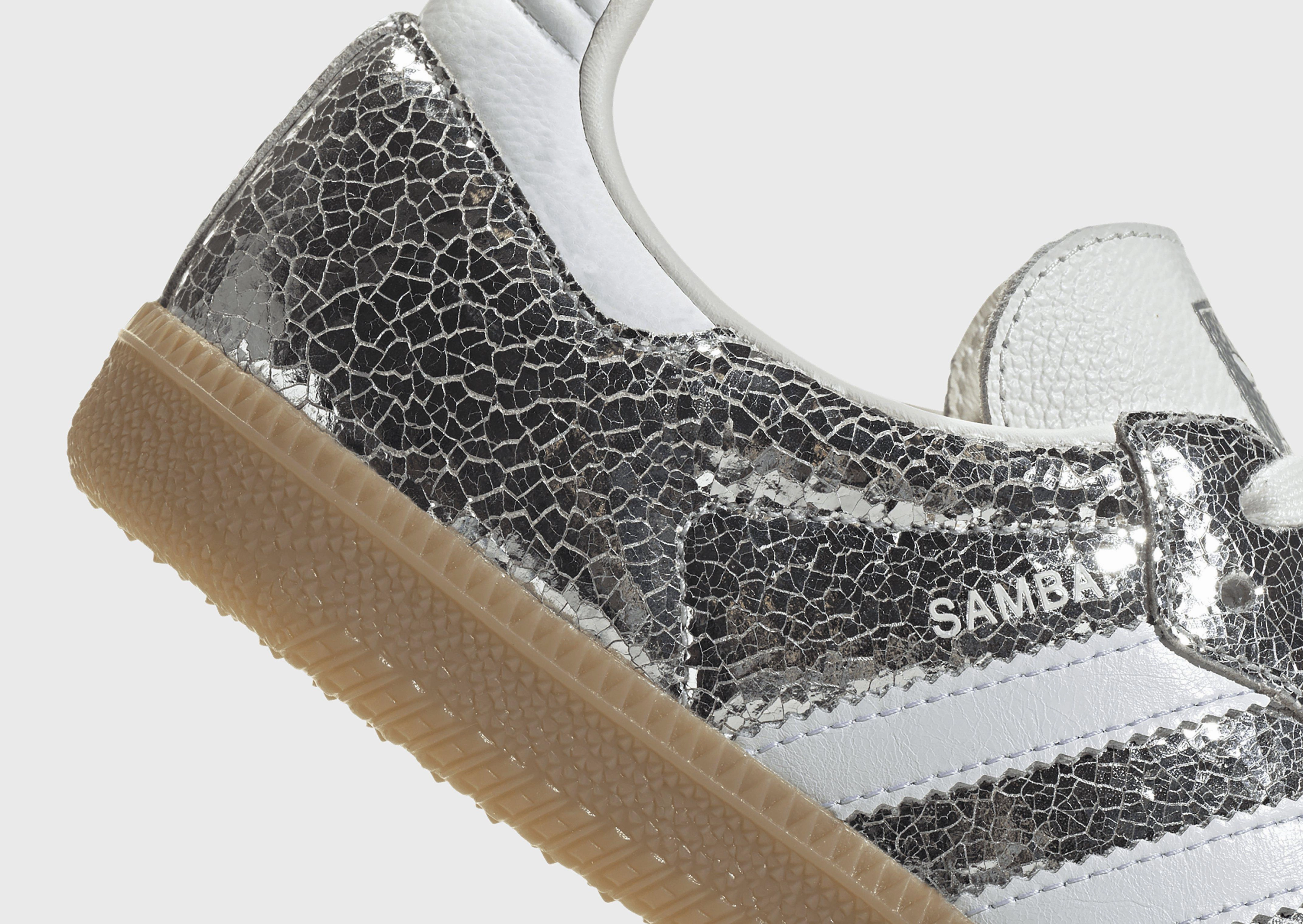 Relaxed Motion, Modular Function, Integrated Cool, Quiet Strength, Streamlined Look, Cool Tones