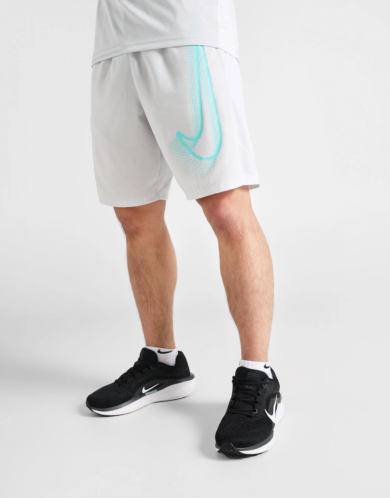 Fresh Drop, Fluid-Form Design, Everyday Sleek, Smooth Layers, Style Flowwear, Go-Gear