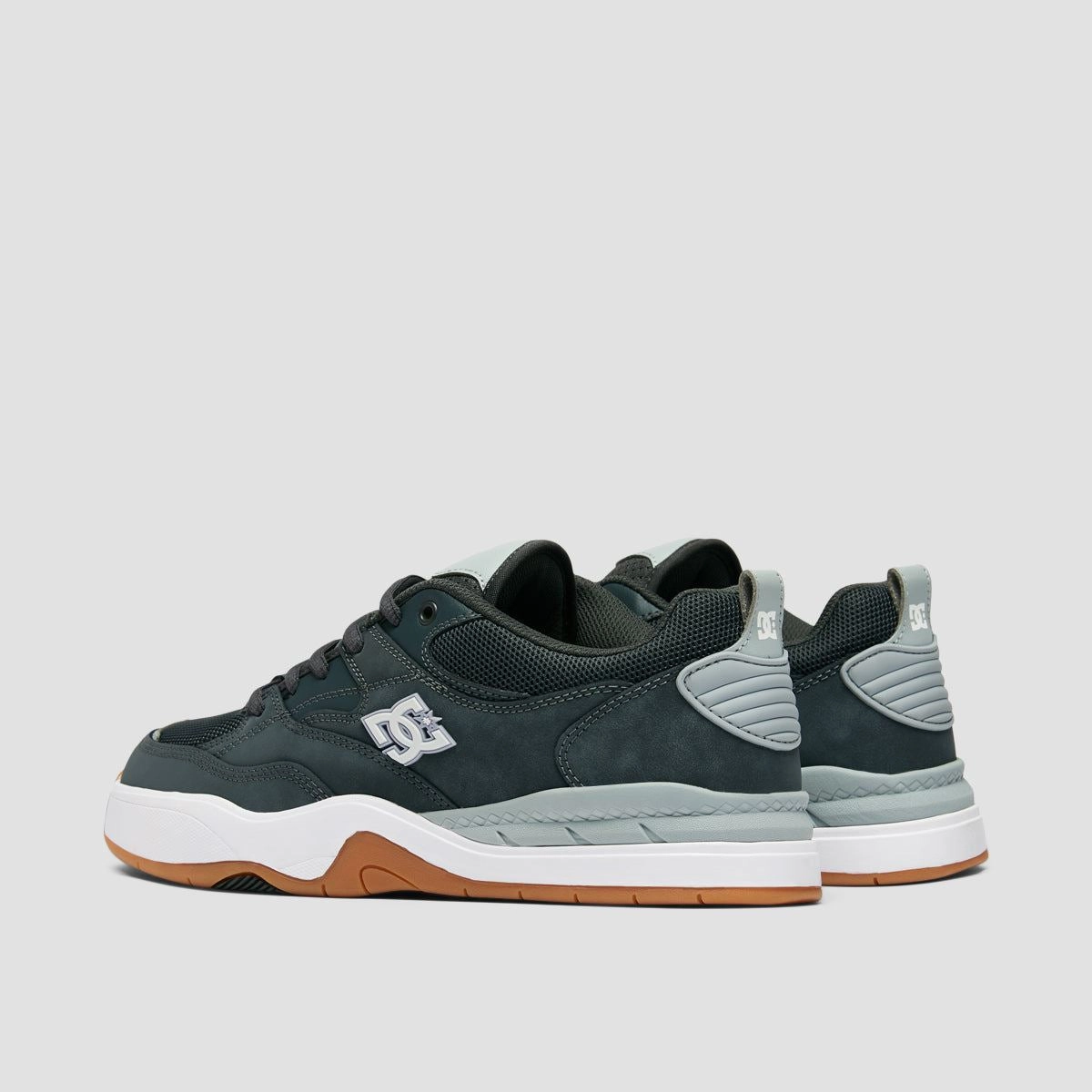 Your Flow Wear, Minimal Design, Quiet Fit, The New Essential, Cool In Motion