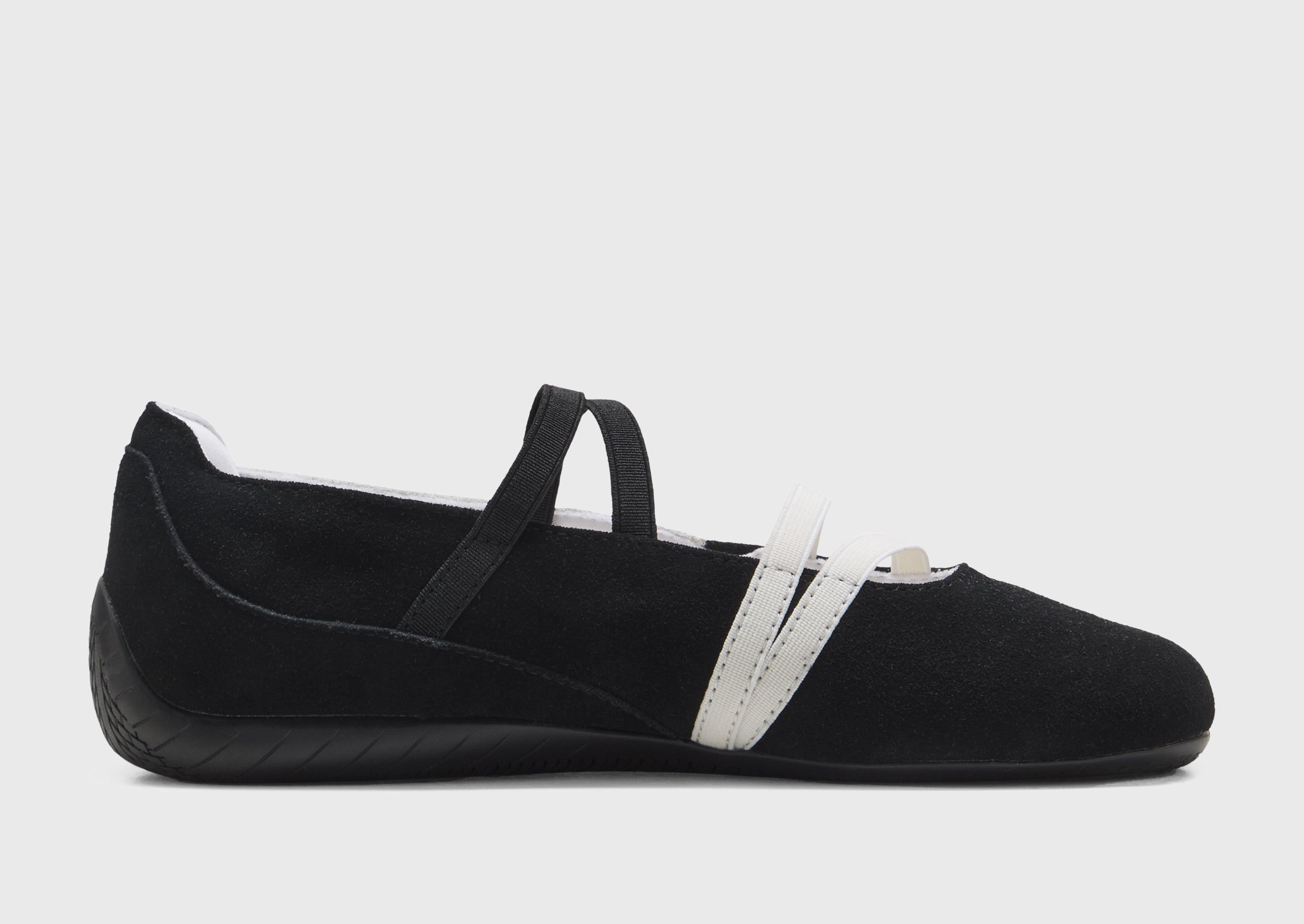 Living Flow, Clarity In Motion, Move All Day, Day-To-Day Fit, Uncomplicated Fit, Adaptive Gear