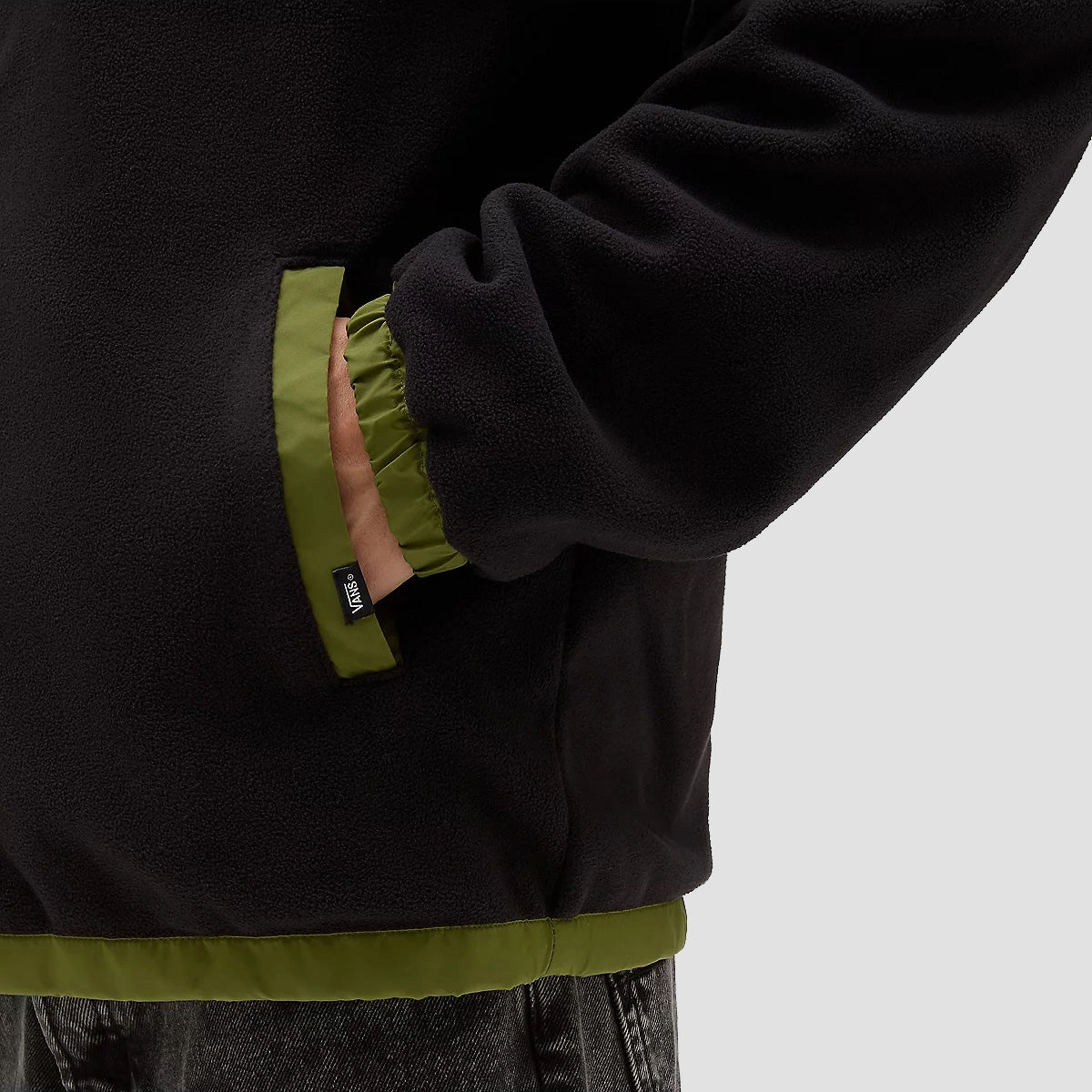 On-The-Go Style, Unified Fit, Clean City Core, Quiet Design, Built To Adapt, Inspired By Rhythm, Streamline Your Day